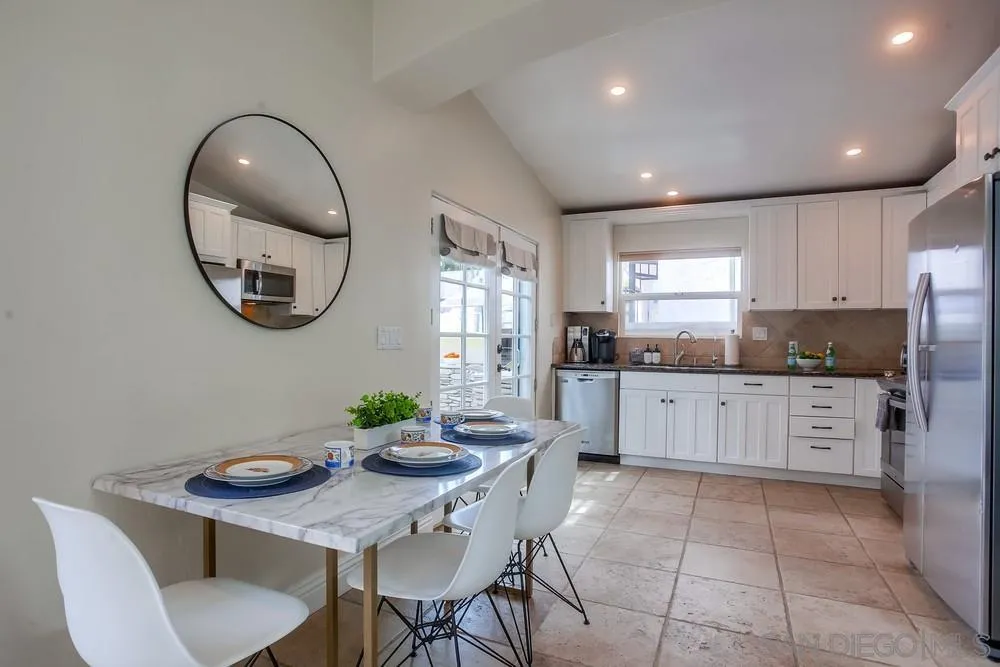 746 Ensenada Ct