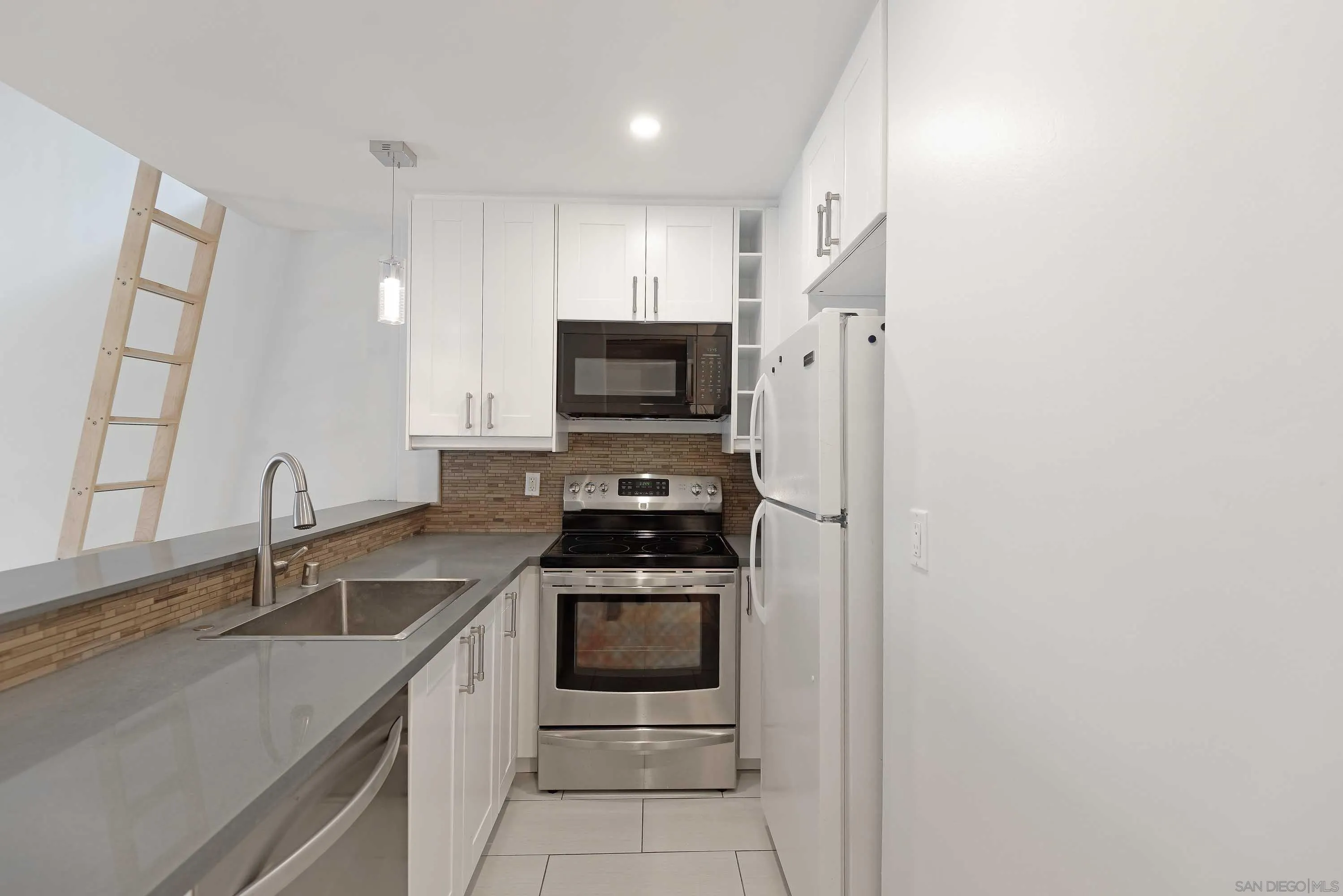 1885 Diamond St Unit 310