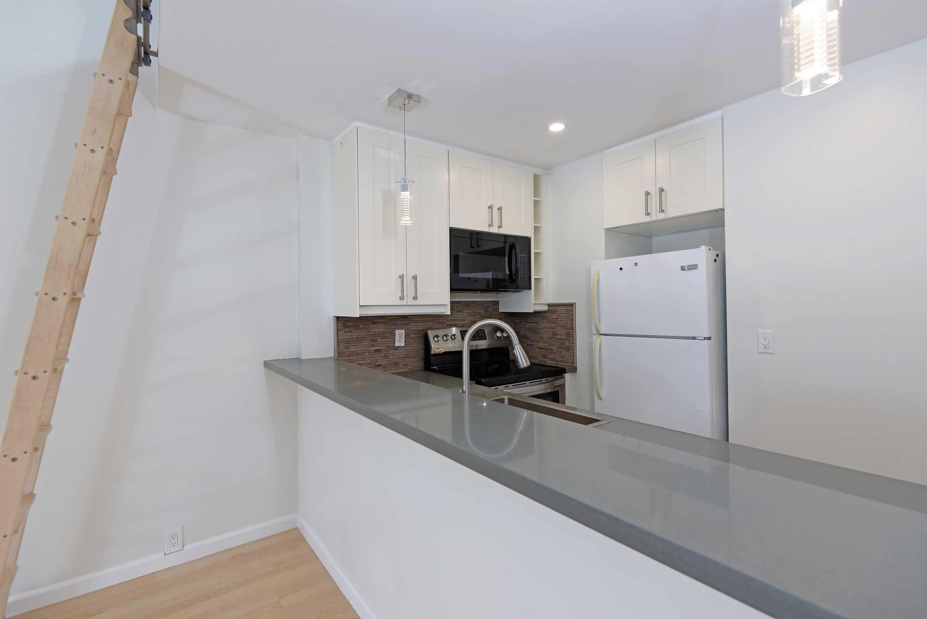 1885 Diamond St Unit 310