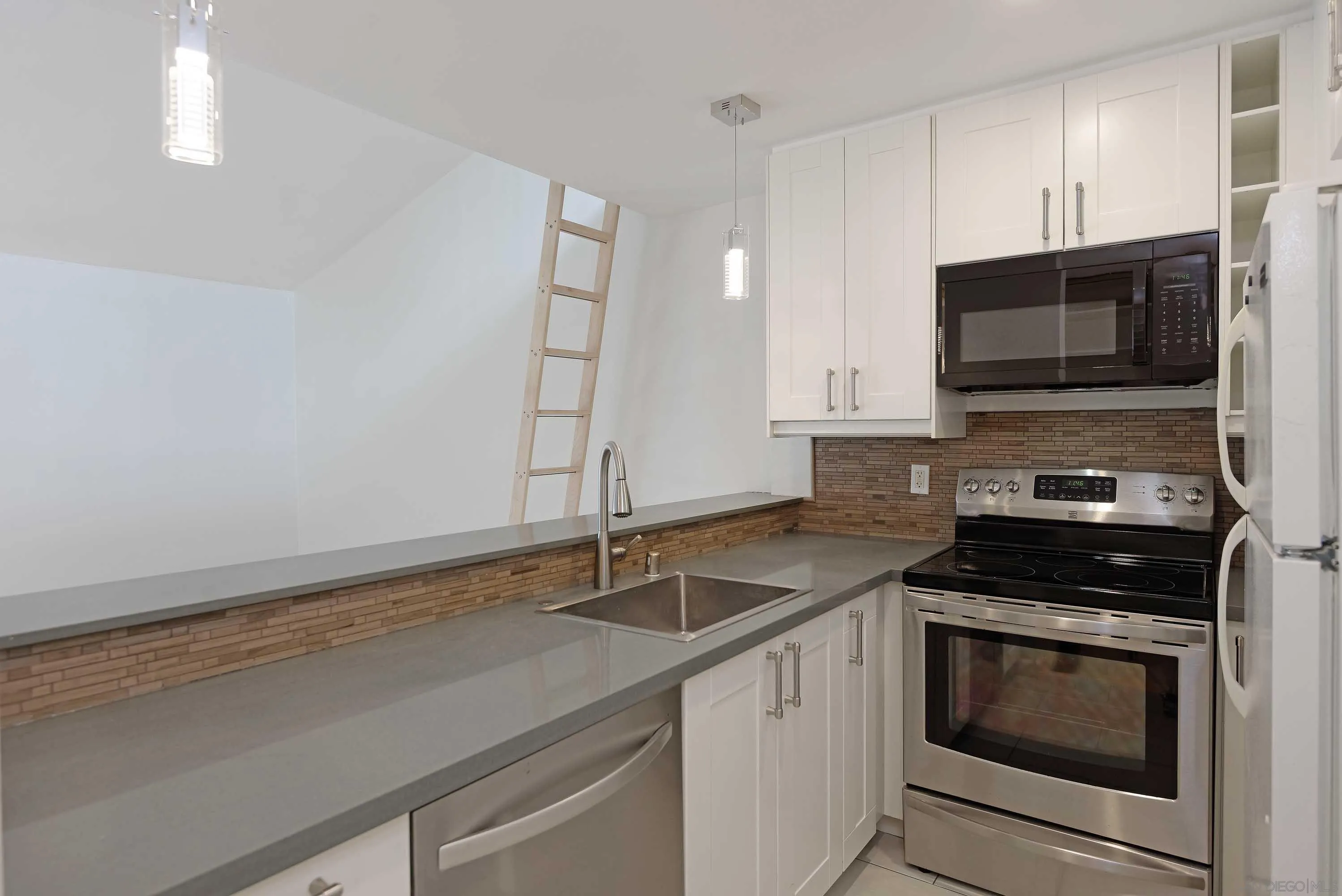 1885 Diamond St Unit 310