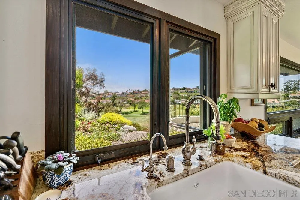 350 Punta Baja Dr