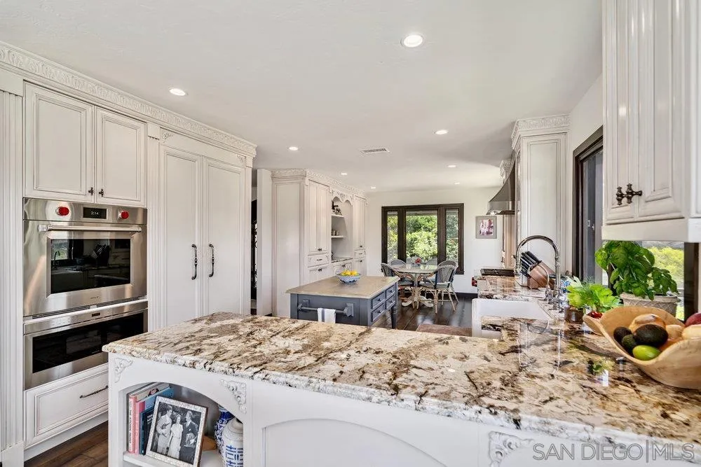350 Punta Baja Dr