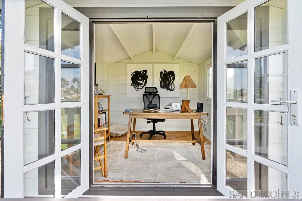 350 Punta Baja Dr