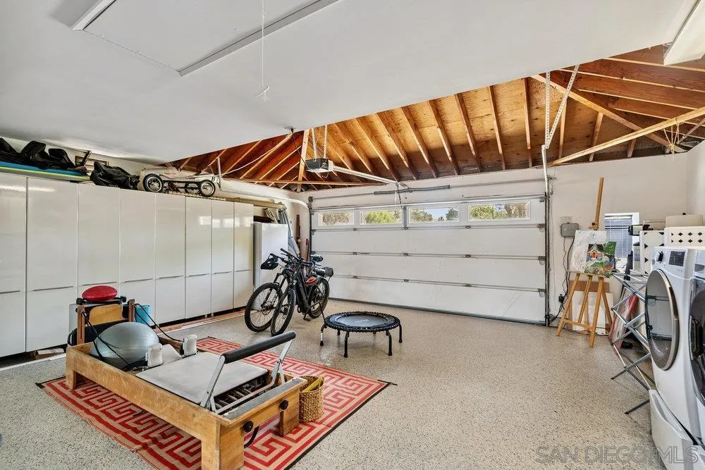 350 Punta Baja Dr