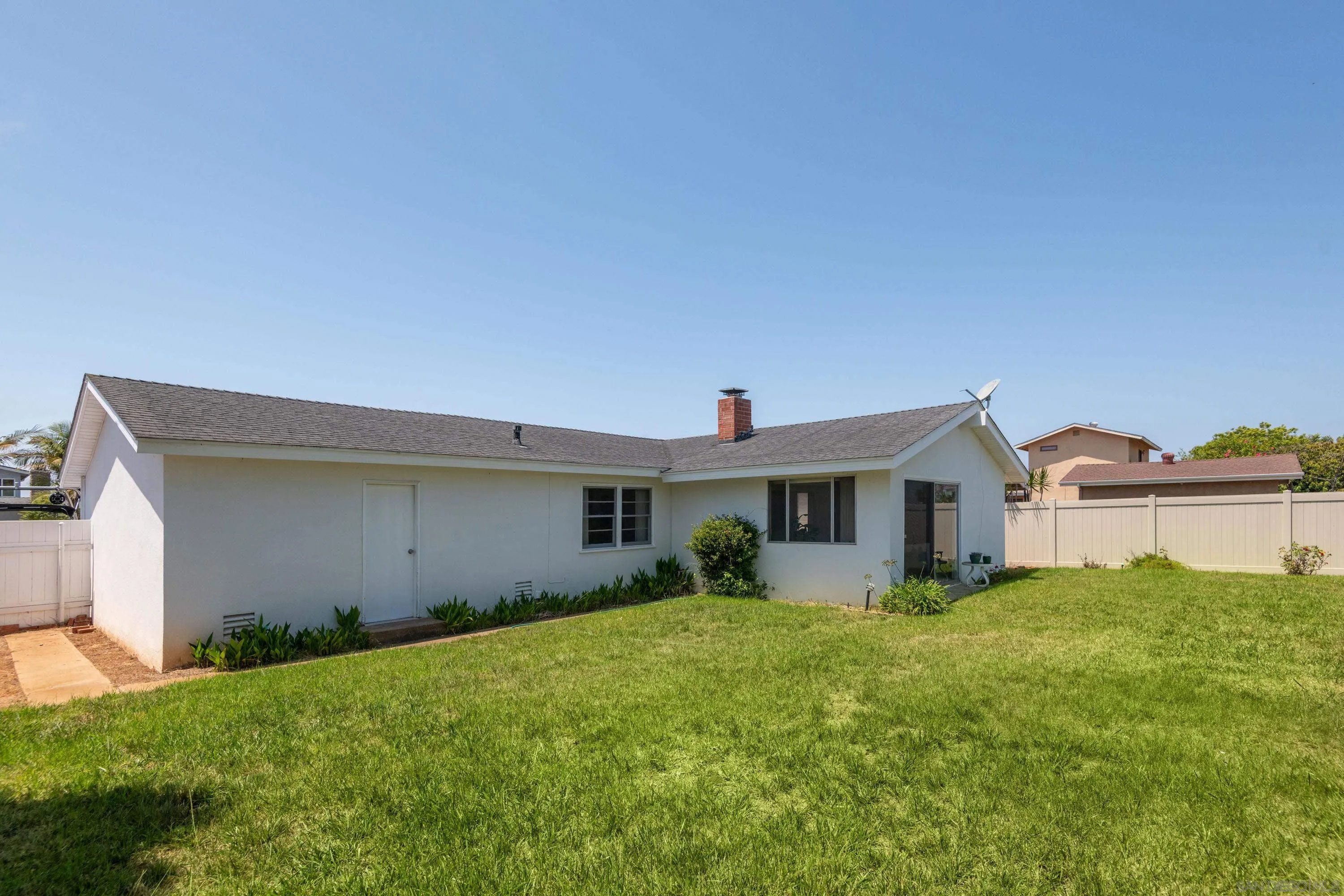 4257 Taos Dr