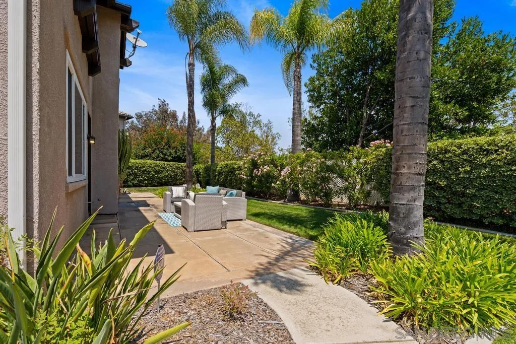 315 Sunbird Ct