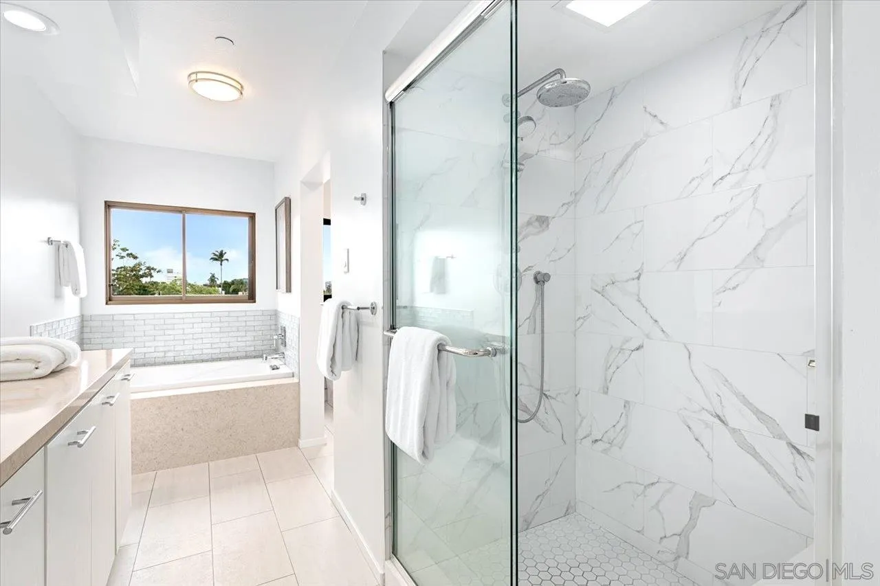 3161 1st Ave Unit 3s