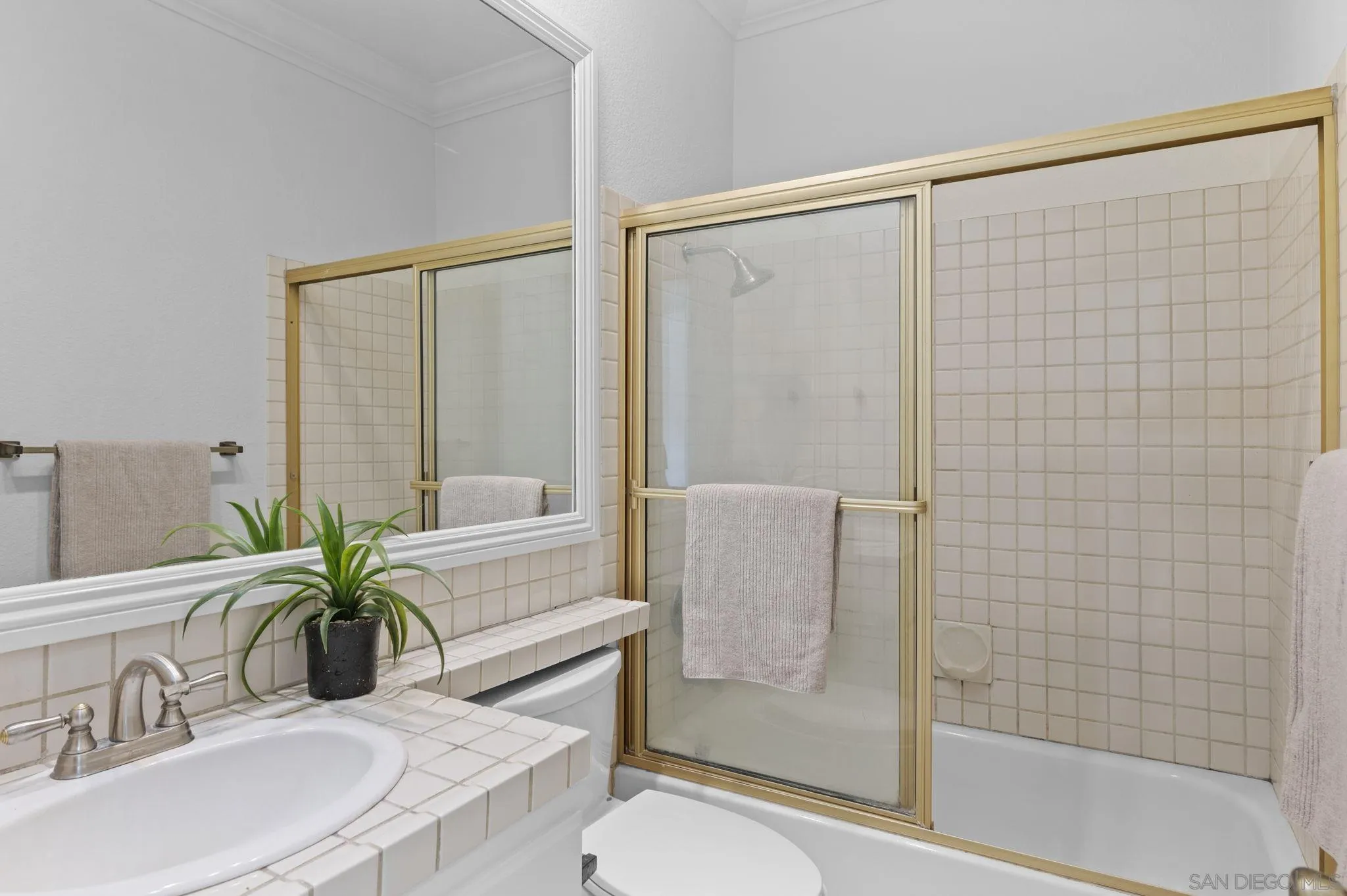 4383 Nobel Dr Unit 88