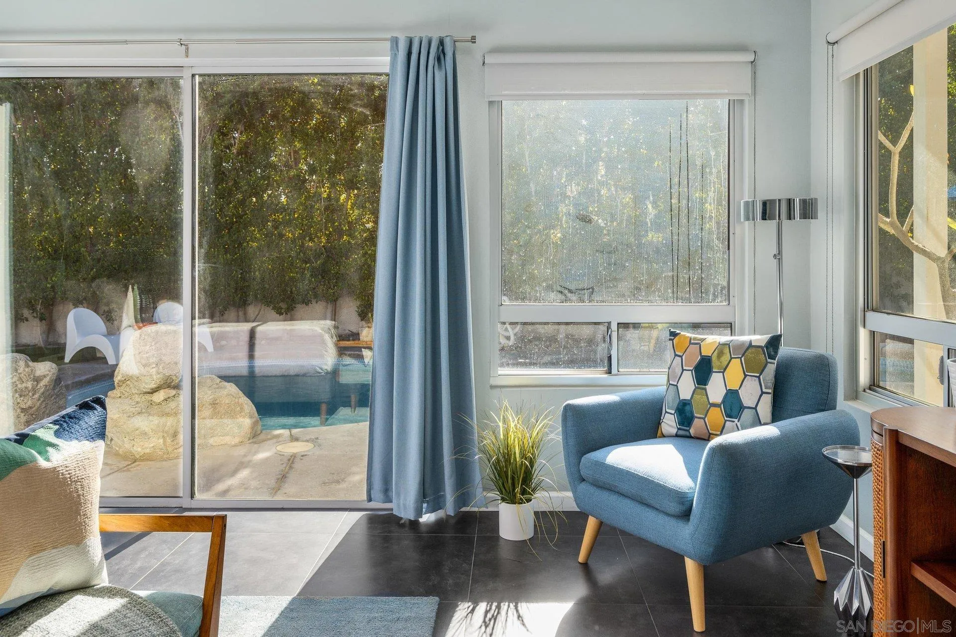 133 W San Carlos Road