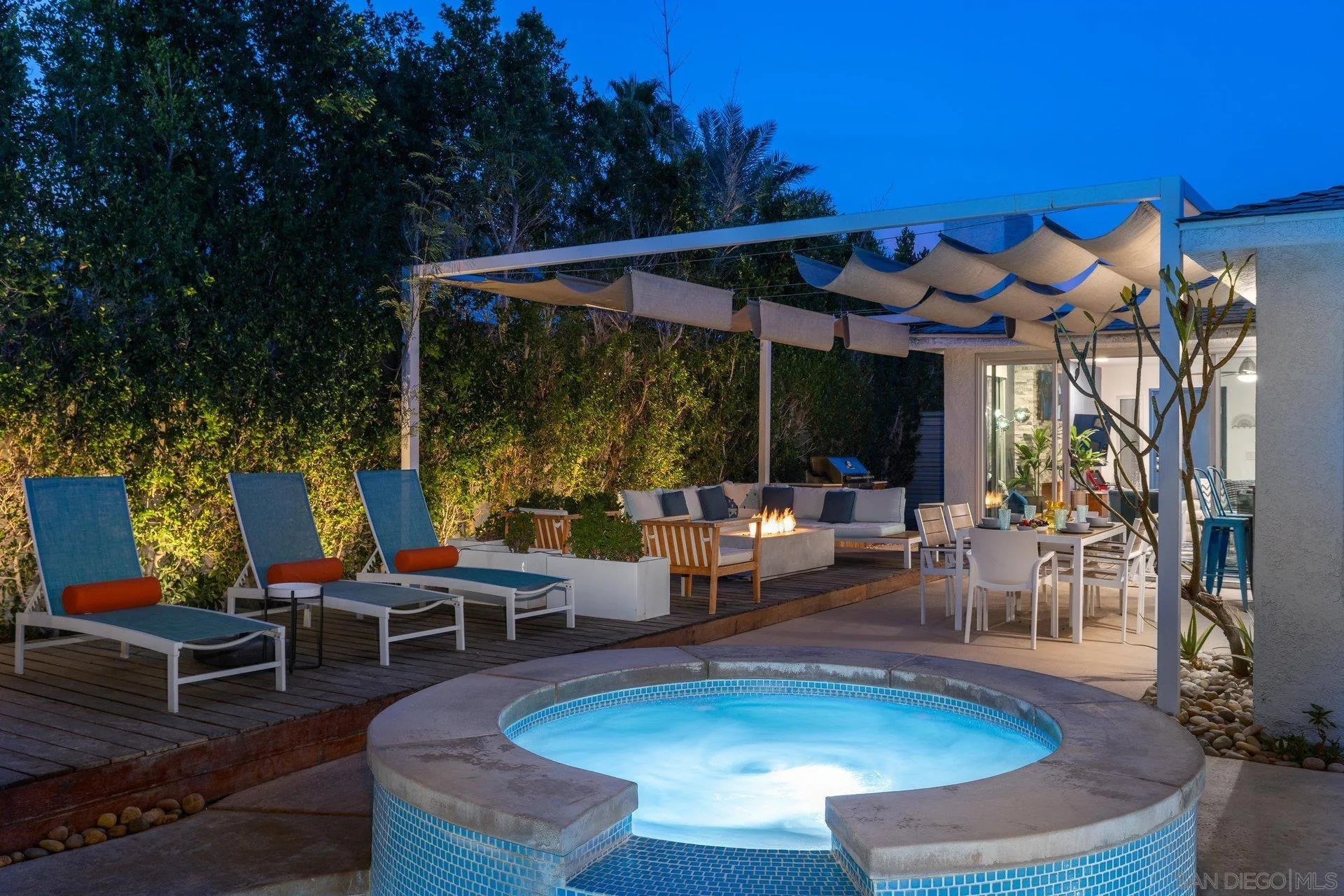133 W San Carlos Road