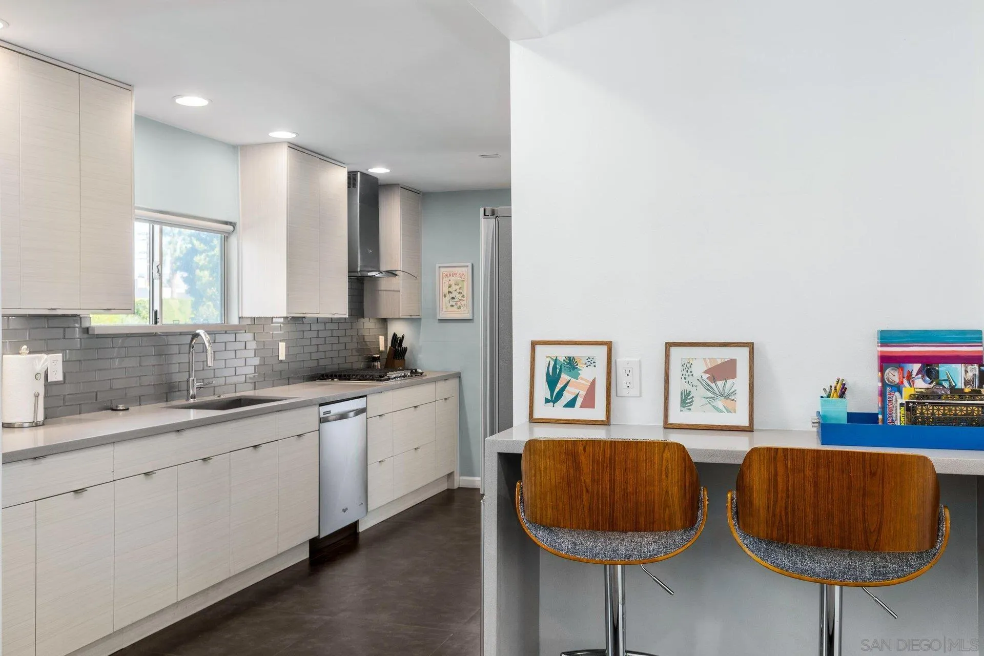 133 W San Carlos Road