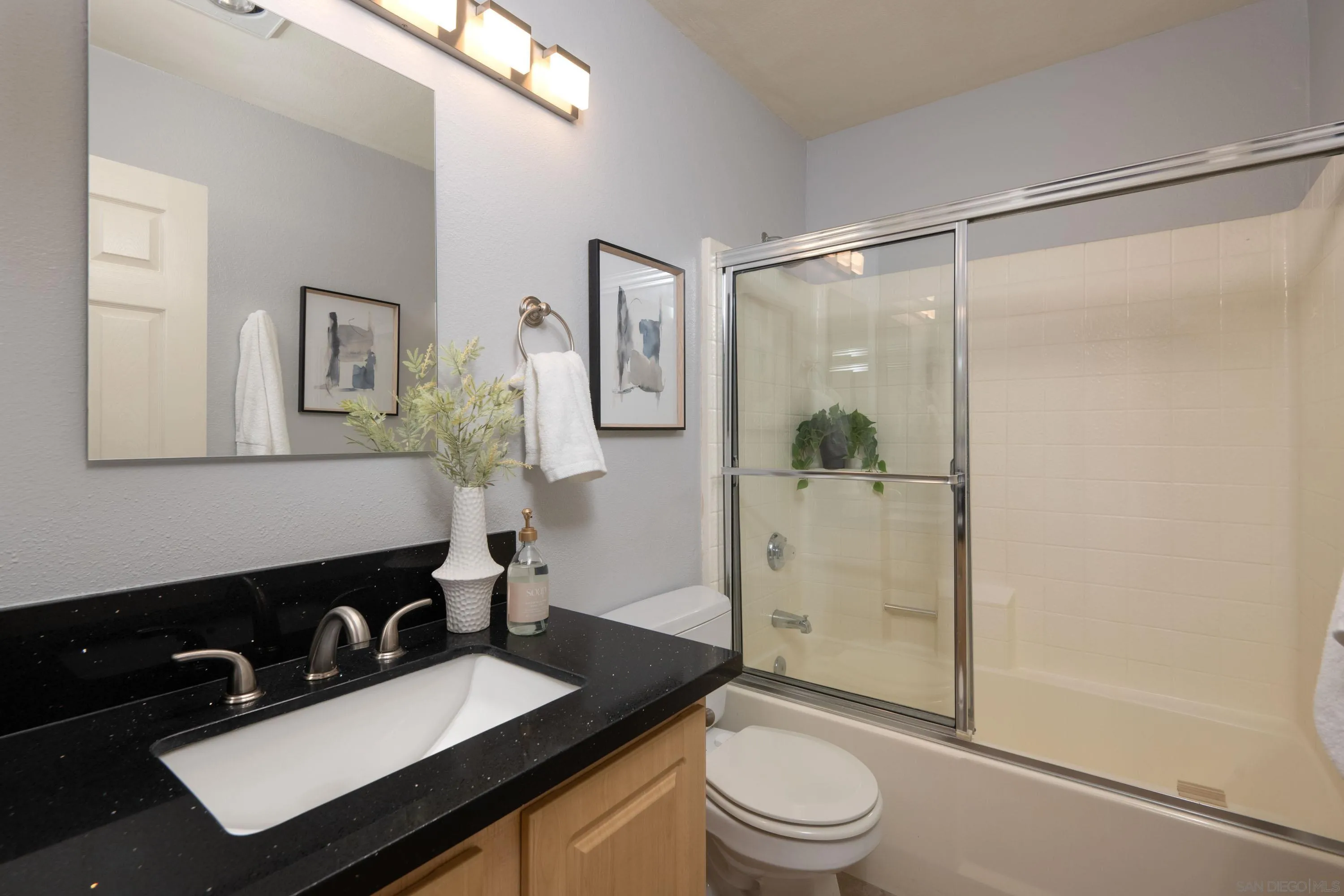 3928 Arizona St Unit 3