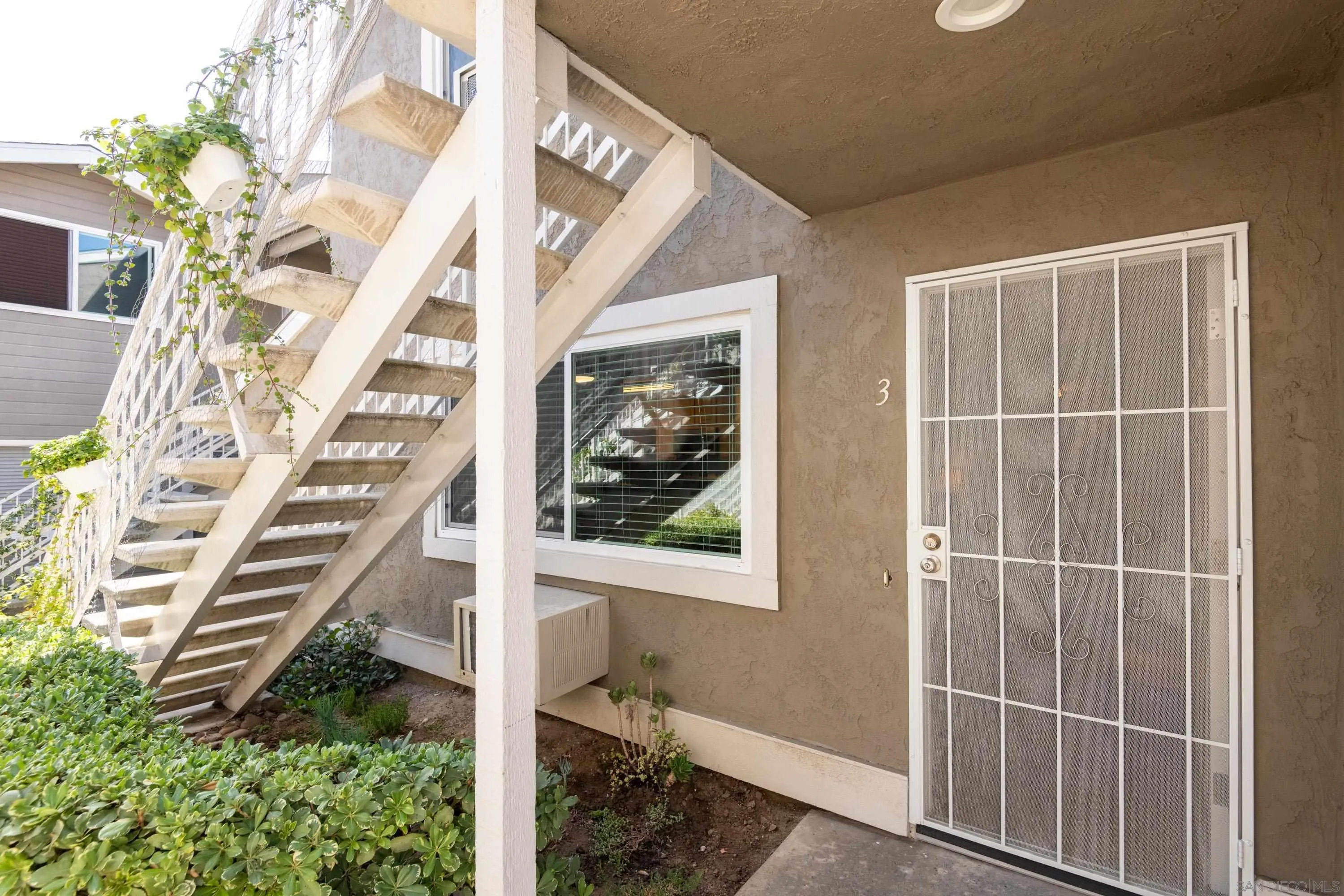 3928 Arizona St Unit 3