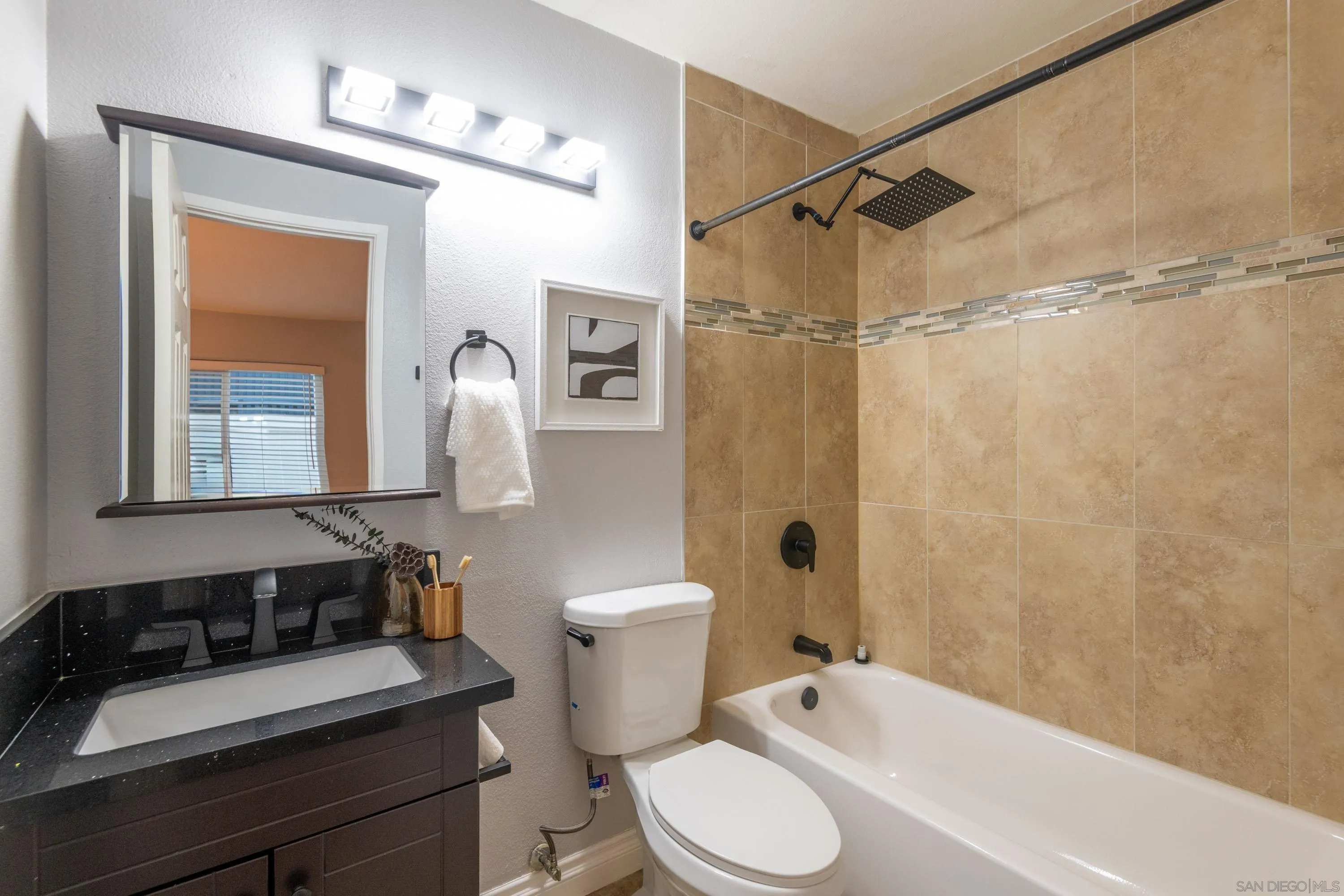 3928 Arizona St Unit 3