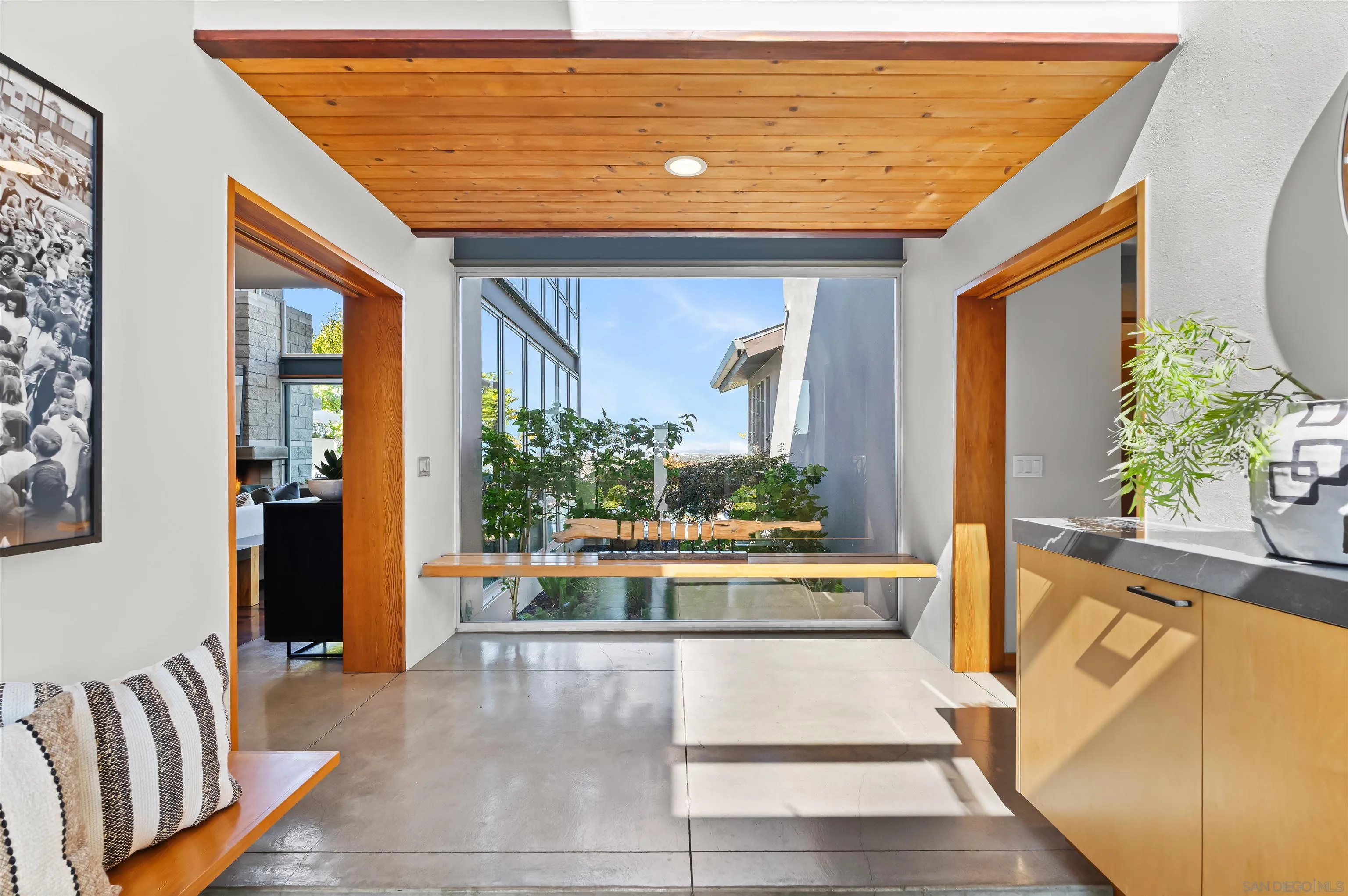 5259 Pacifica Dr