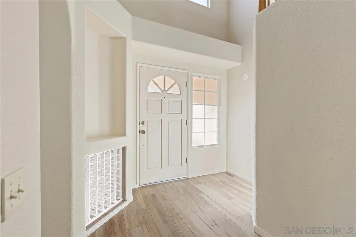 2130 Anda Lucia Way
