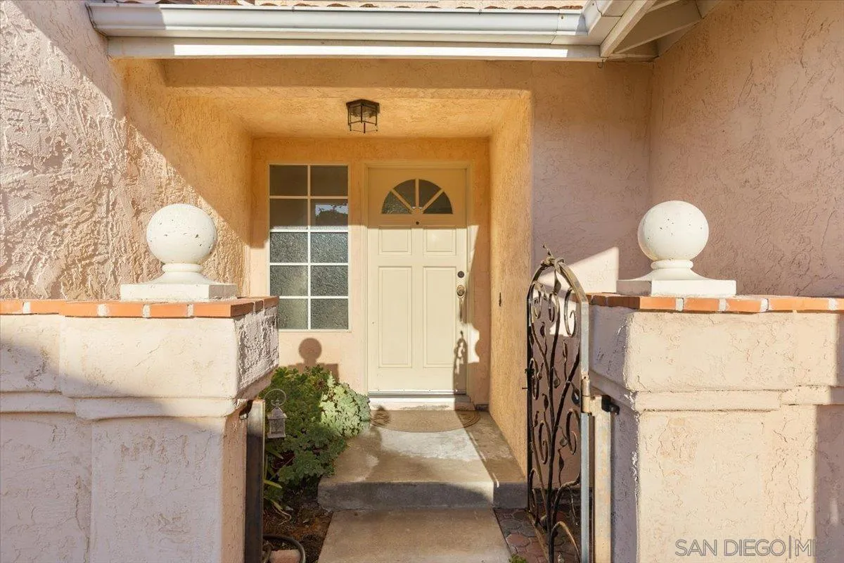 2130 Anda Lucia Way
