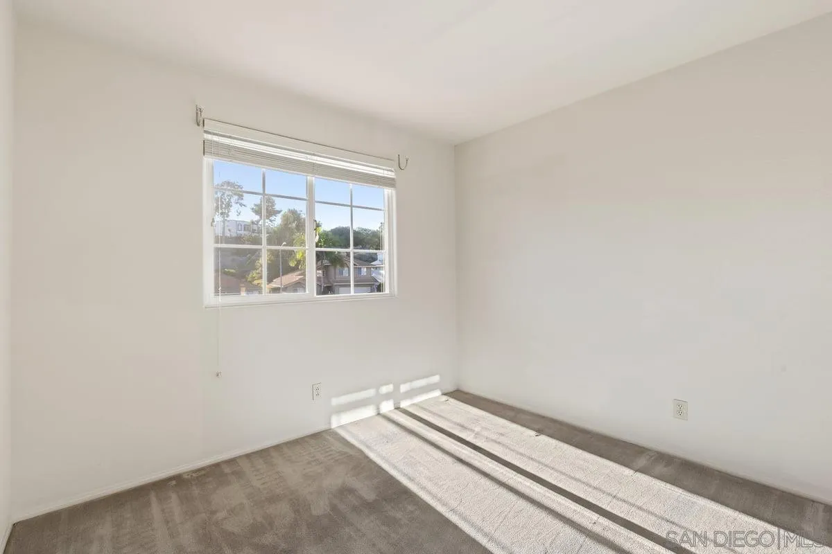 2130 Anda Lucia Way