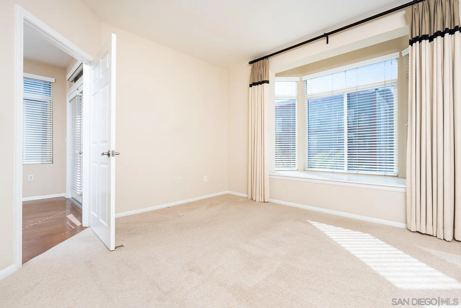 2400 5th Ave Unit 301
