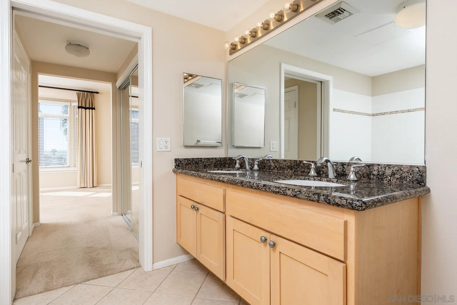 2400 5th Ave Unit 301