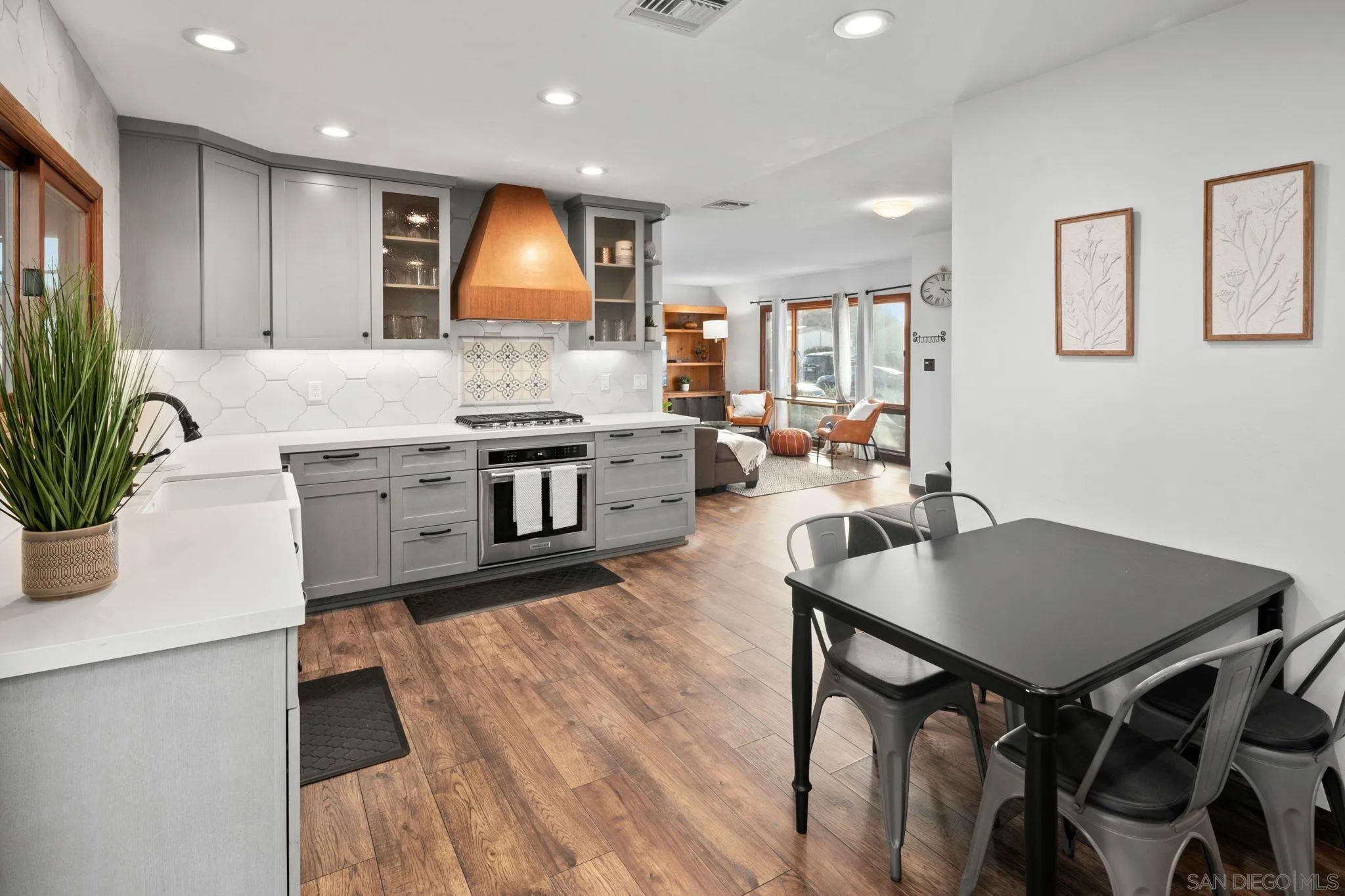 4407 Dakota Drive