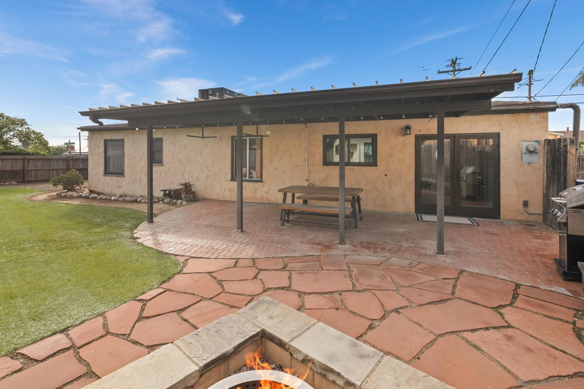 4407 Dakota Drive