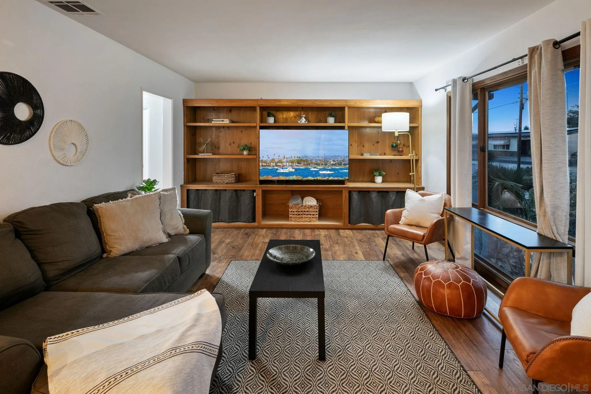 4407 Dakota Drive
