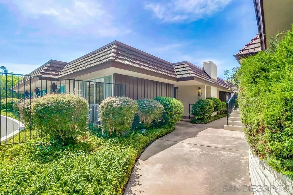 4402 Collwood Ln