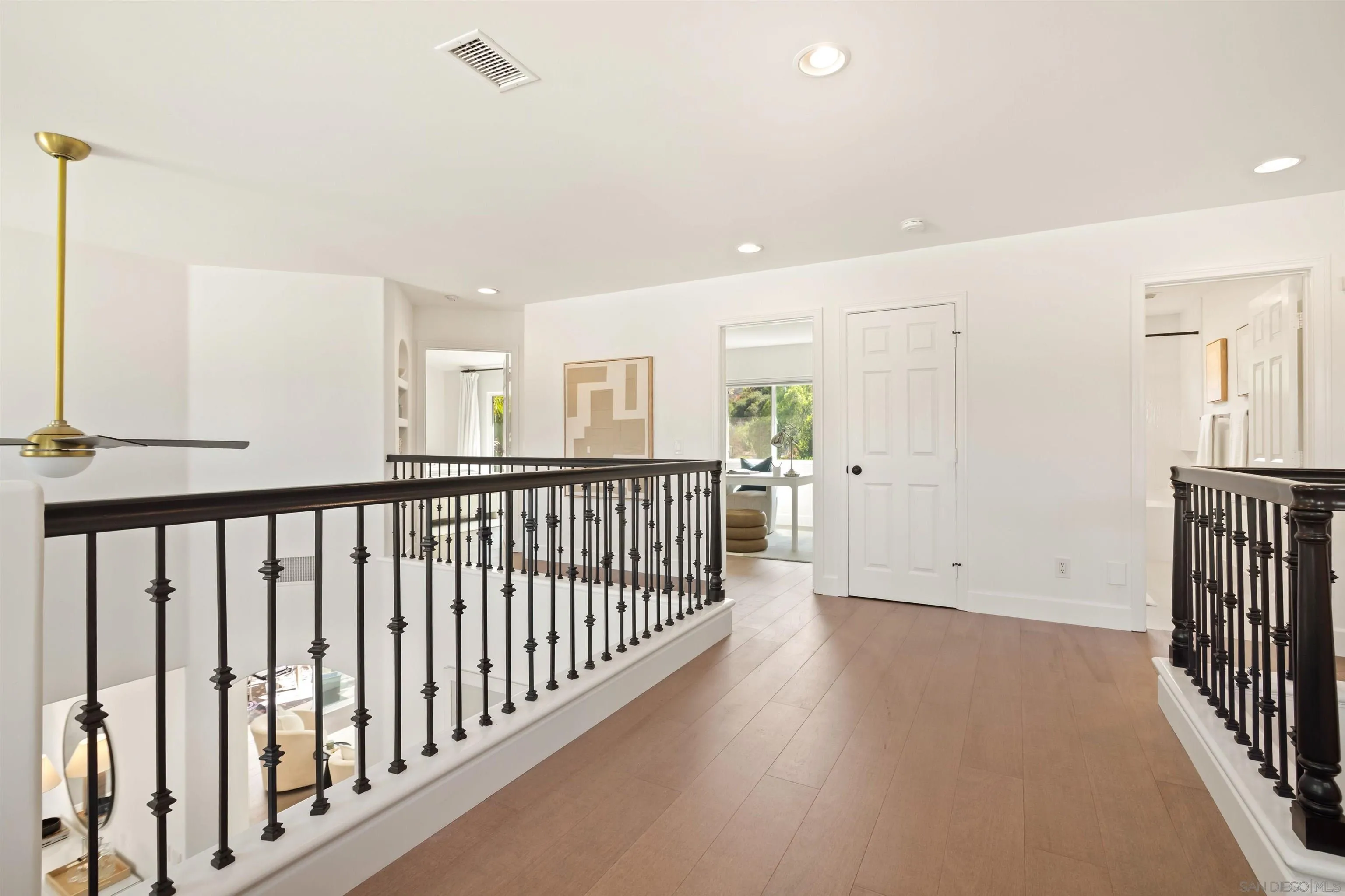 1040 Van Nuys Street