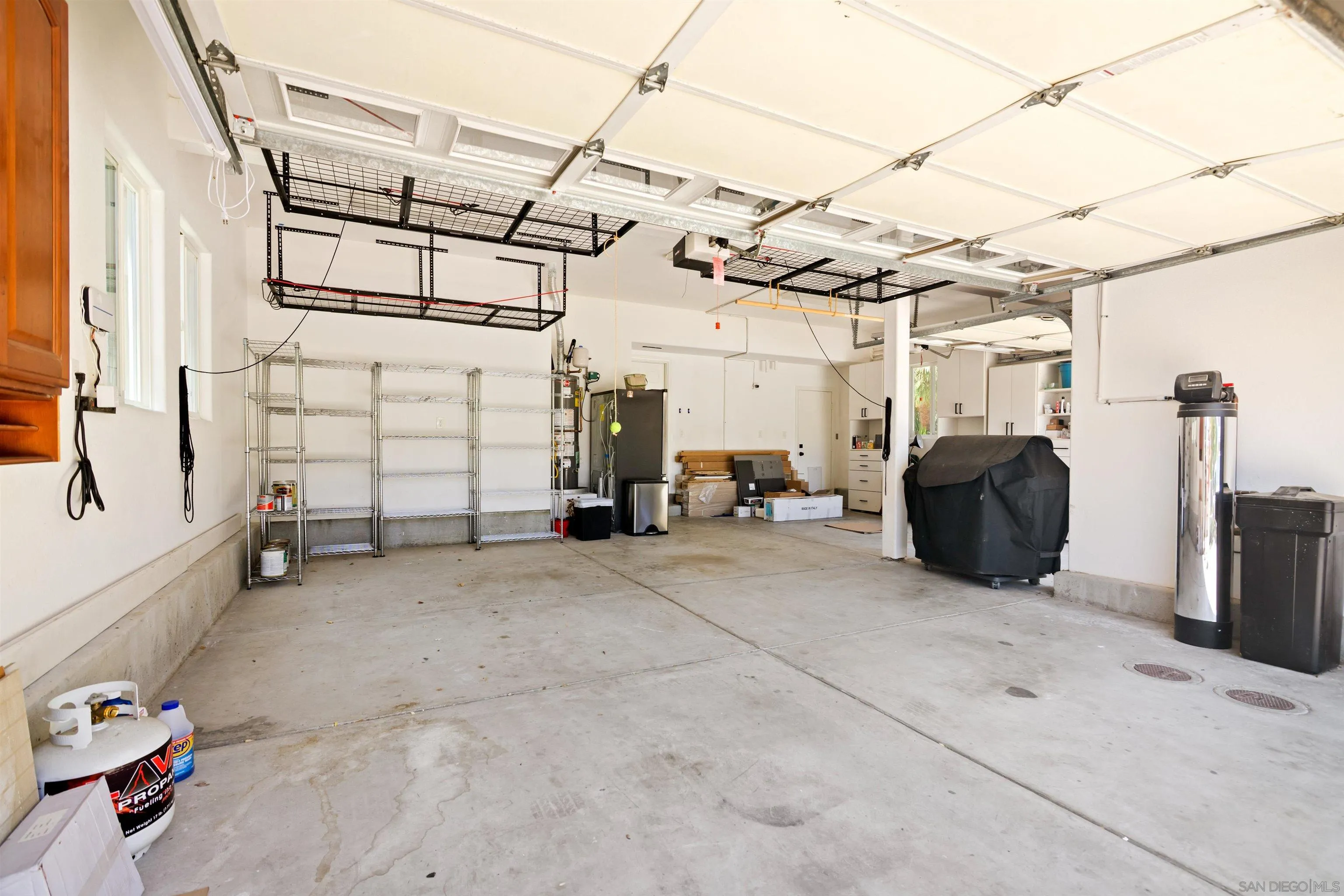 1040 Van Nuys Street