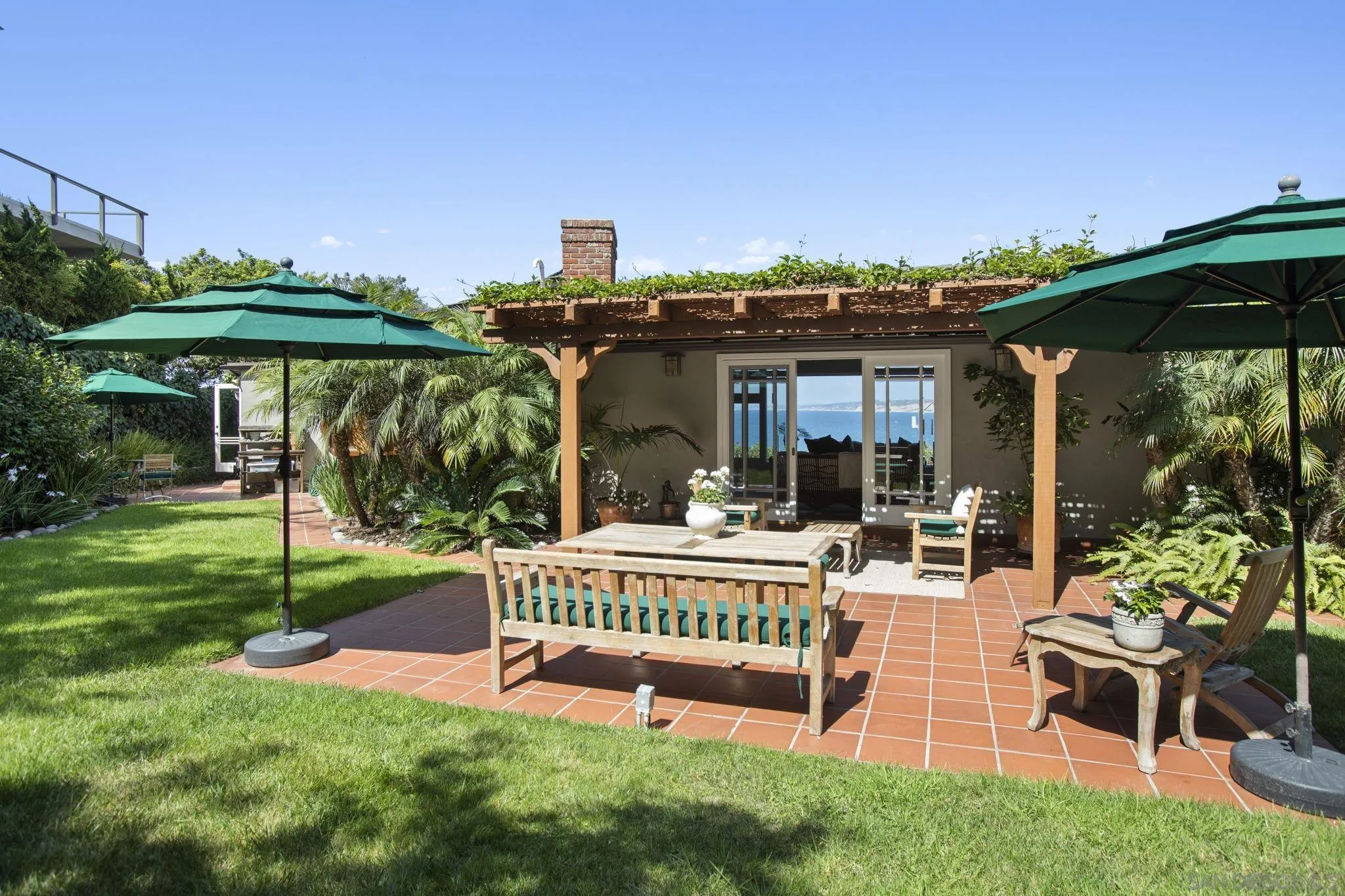 1659 Torrey Pines Rd