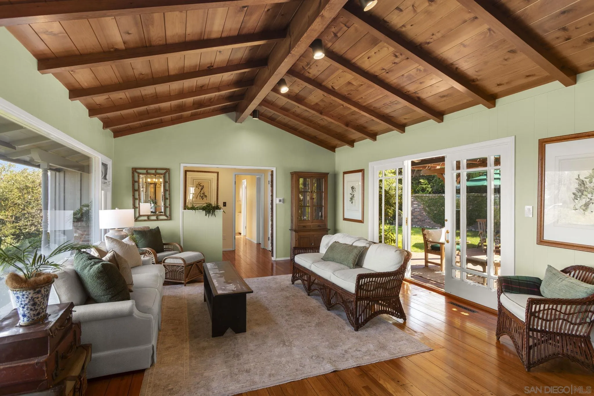 1659 Torrey Pines Rd