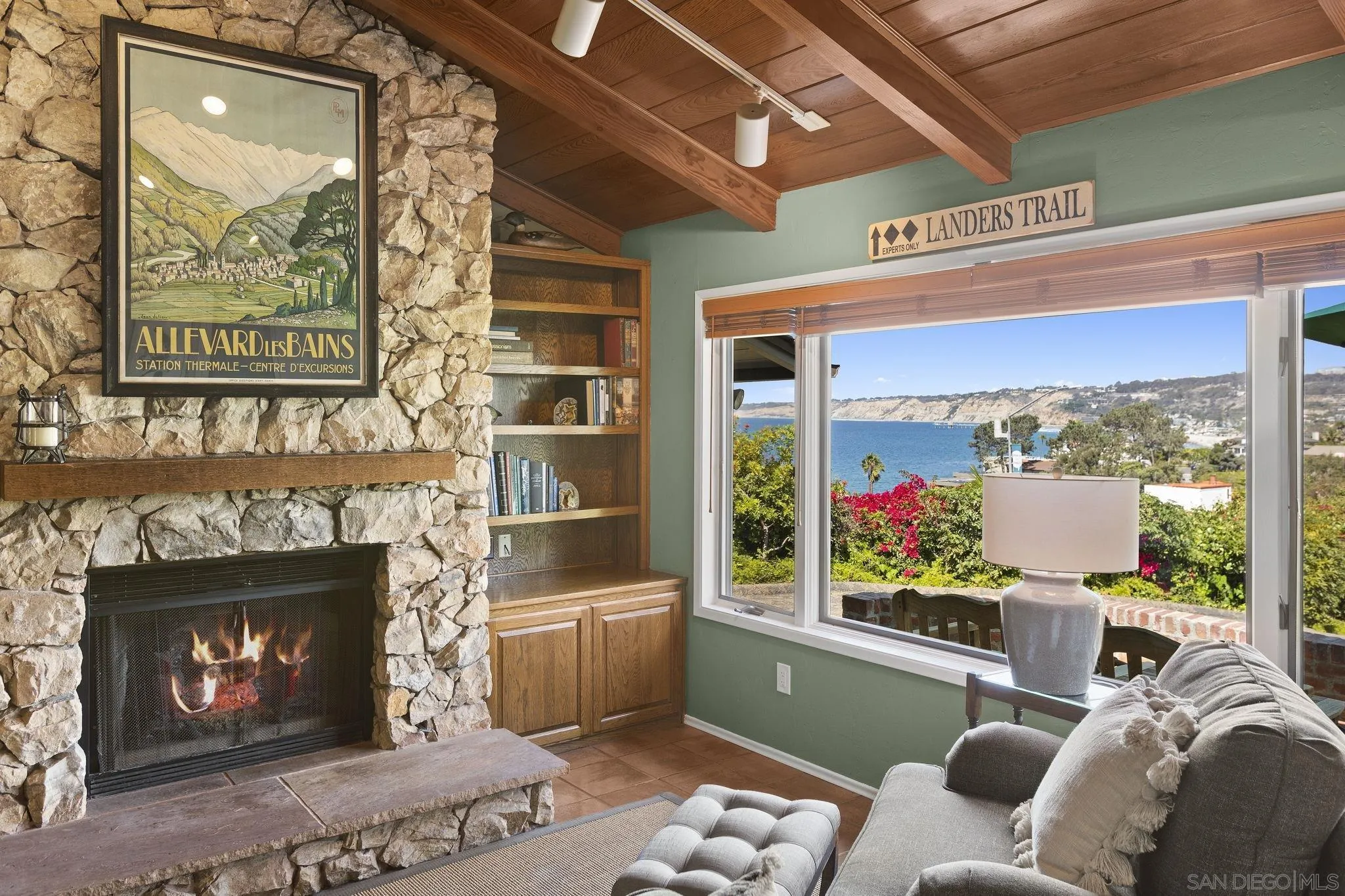 1659 Torrey Pines Rd