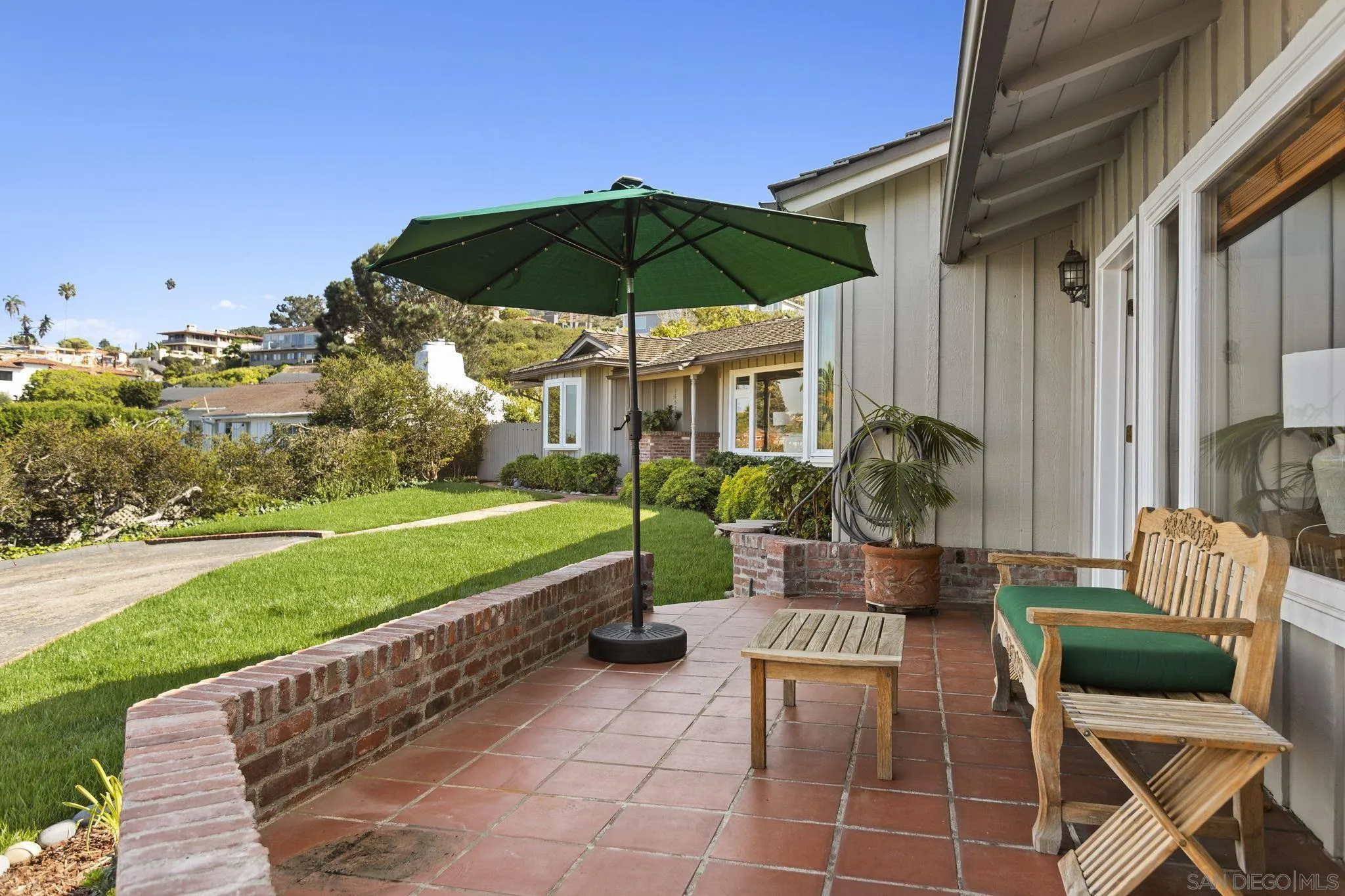 1659 Torrey Pines Rd