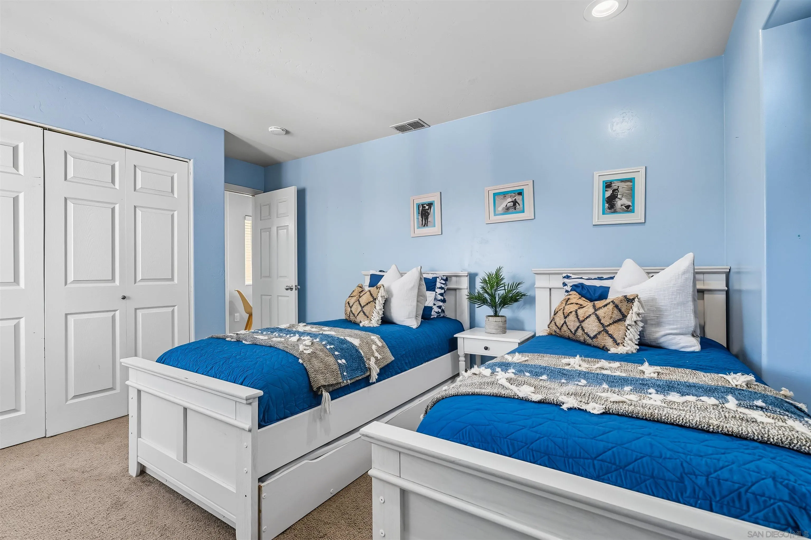 806 Redondo Ct
