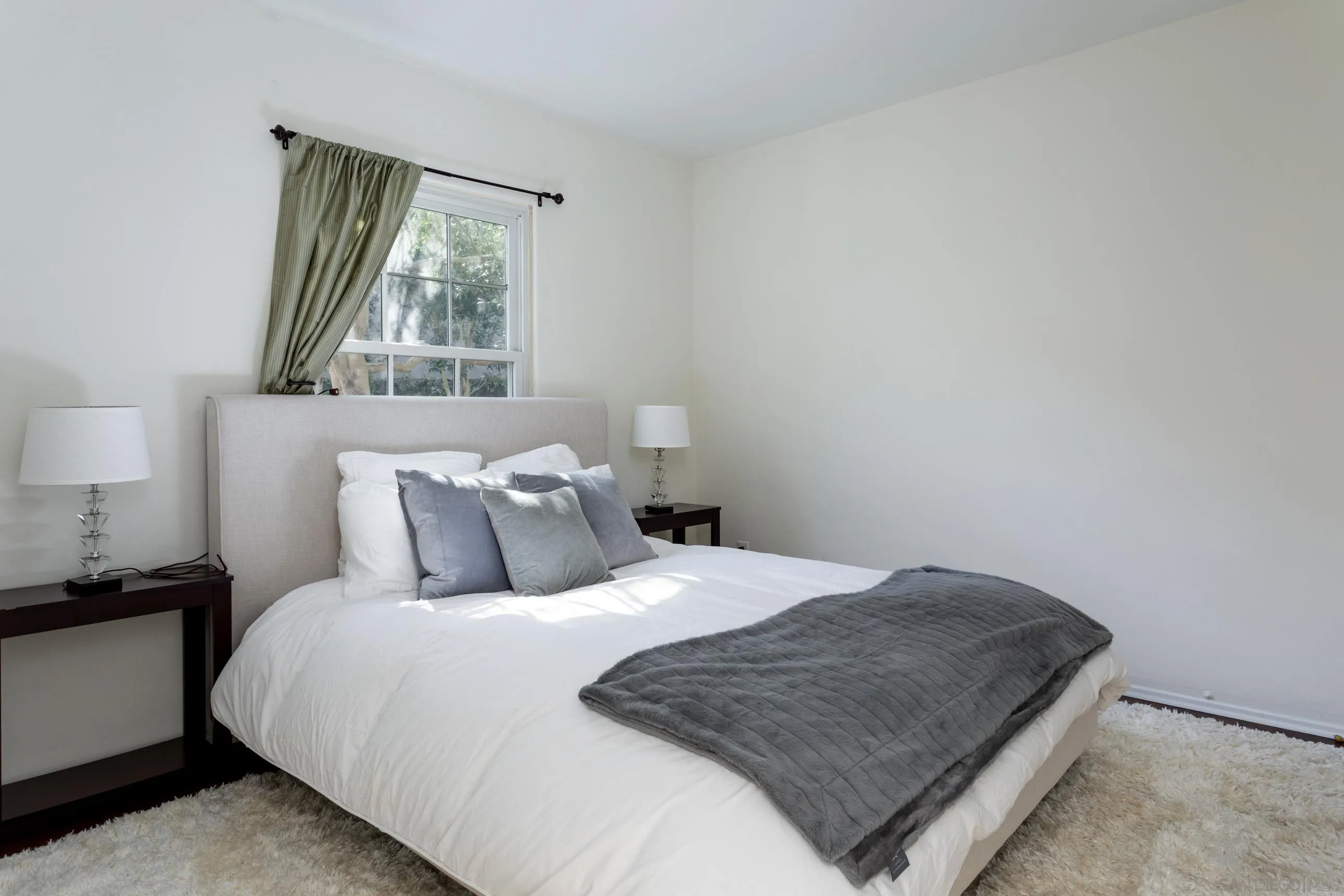 1211 Virginia Way