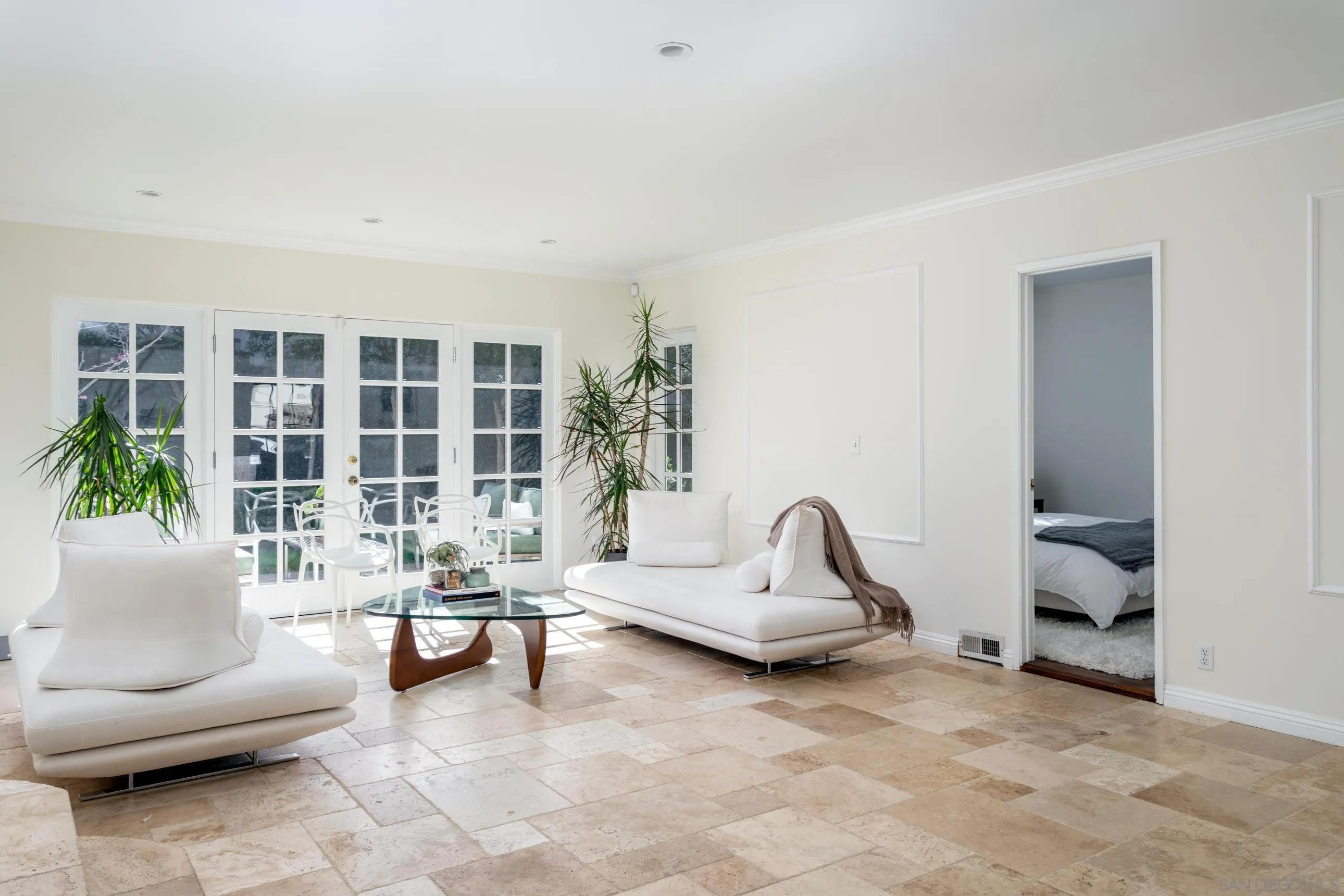 1211 Virginia Way