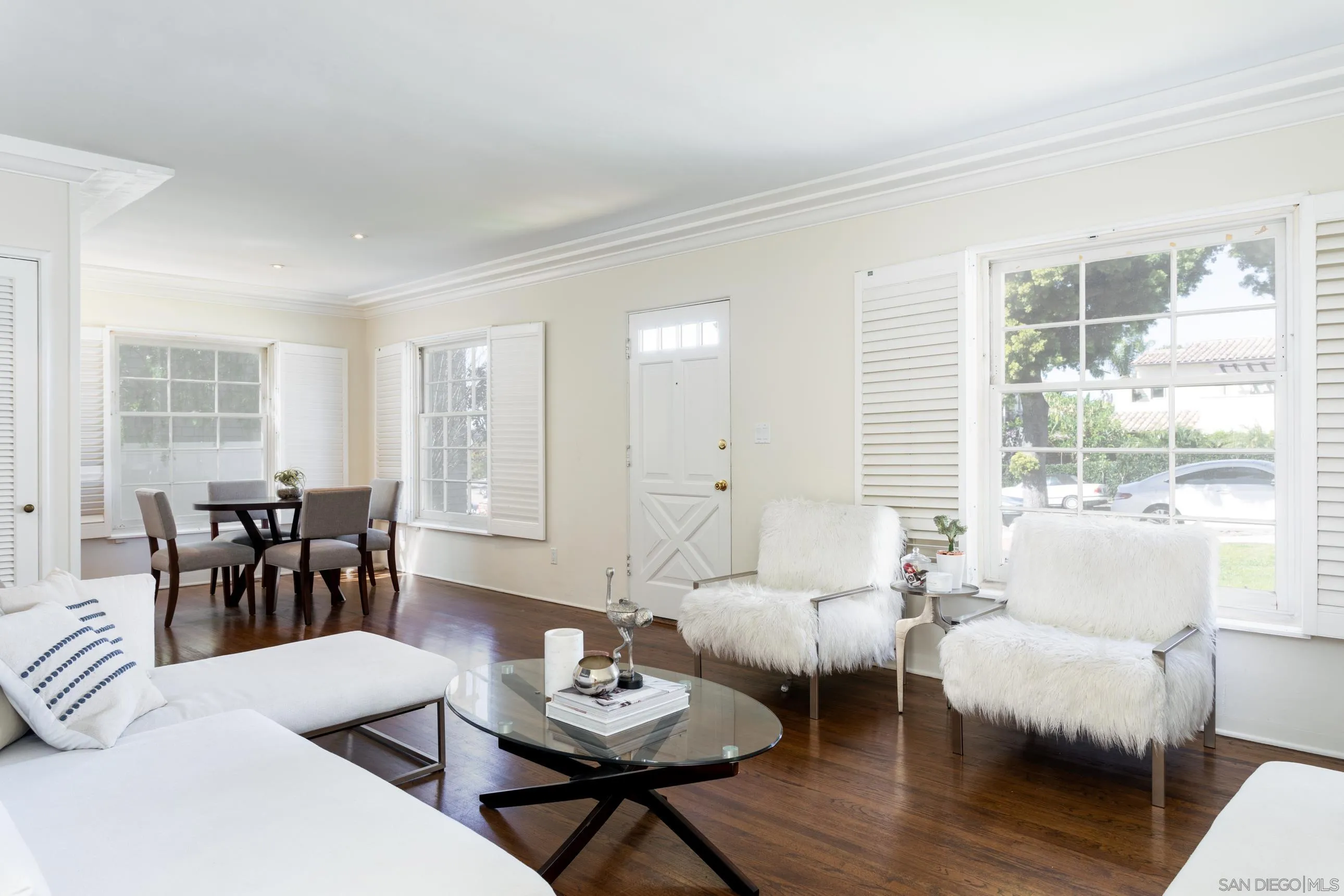 1211 Virginia Way