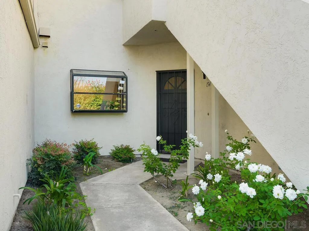 3649 Avocado Village Ct Unit 154