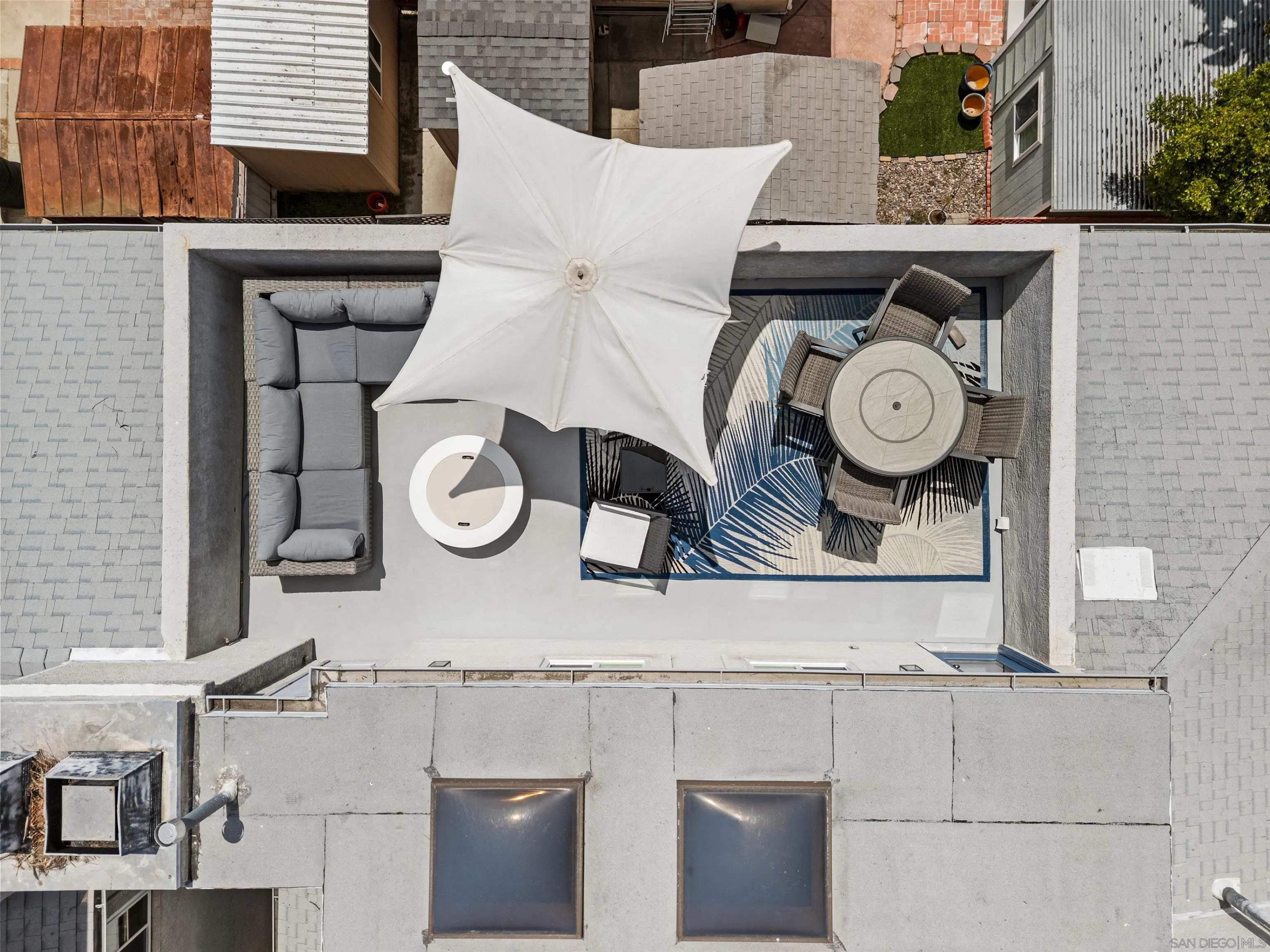 1323 Pacific Beach Dr Unit F