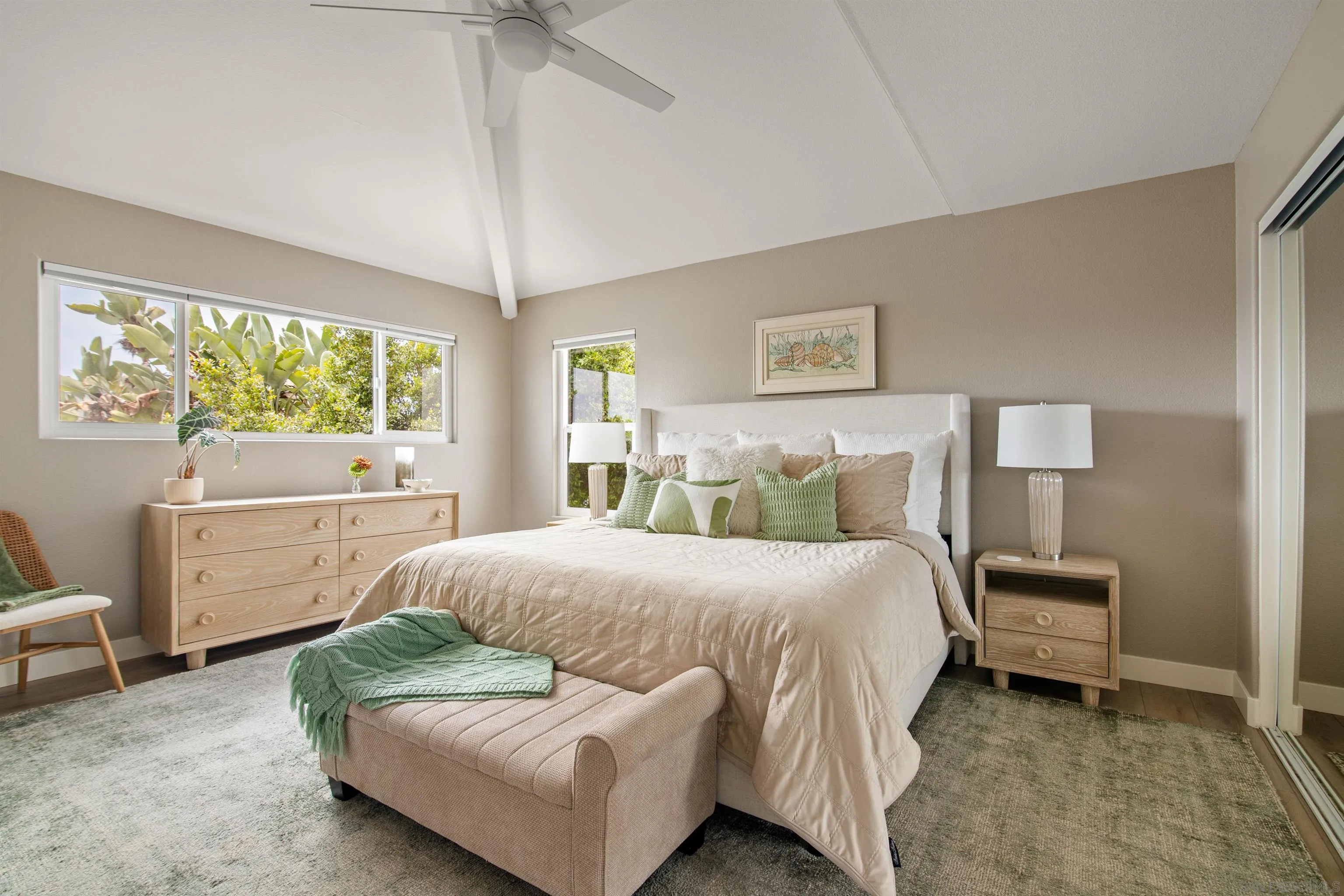 1323 Pacific Beach Dr Unit F