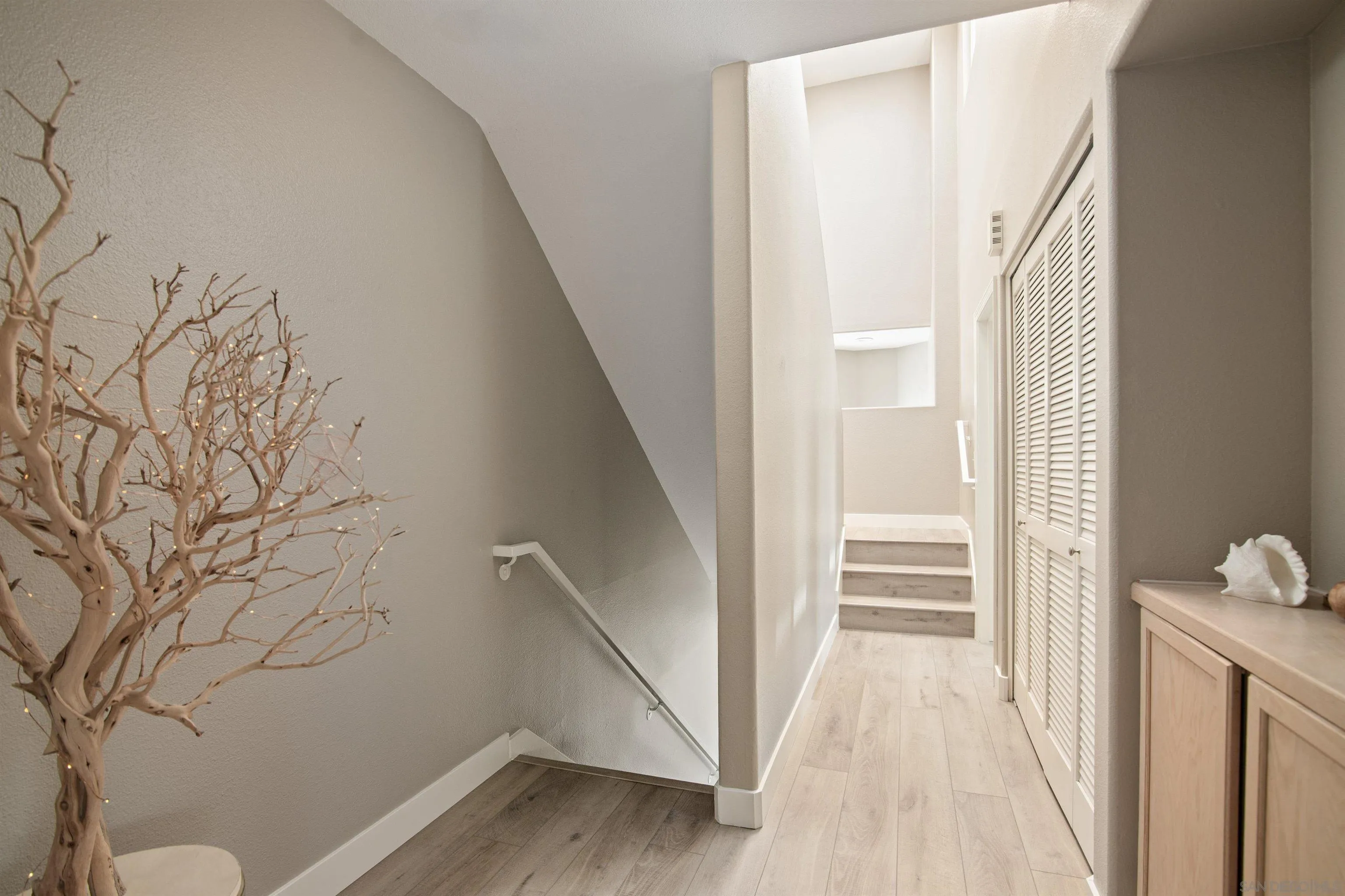 1323 Pacific Beach Dr Unit F