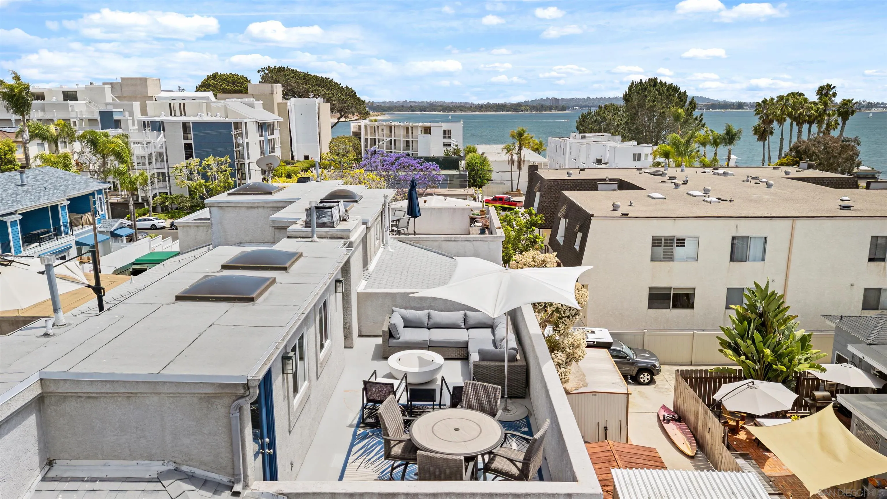 1323 Pacific Beach Dr Unit F