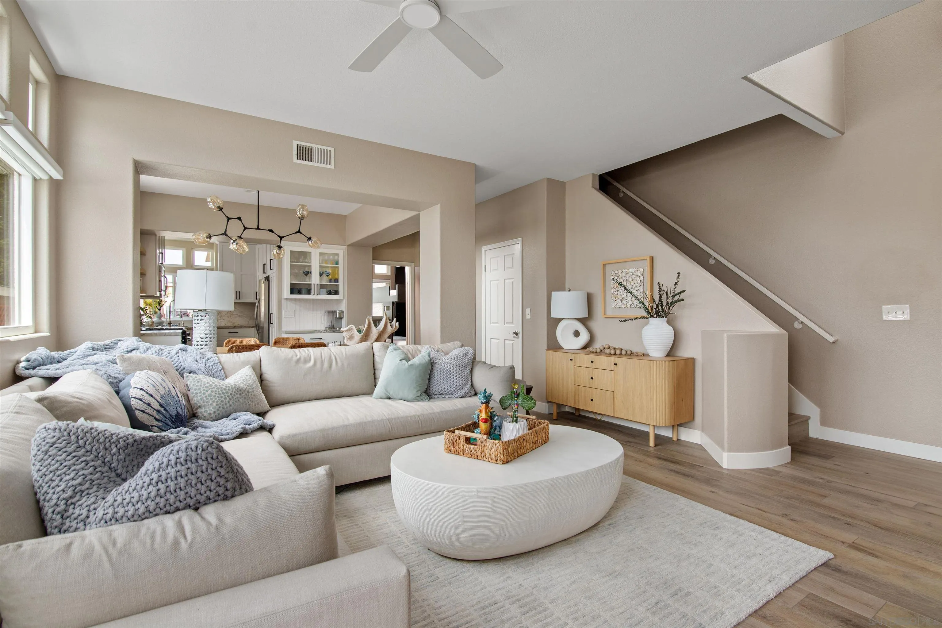 1323 Pacific Beach Dr Unit F