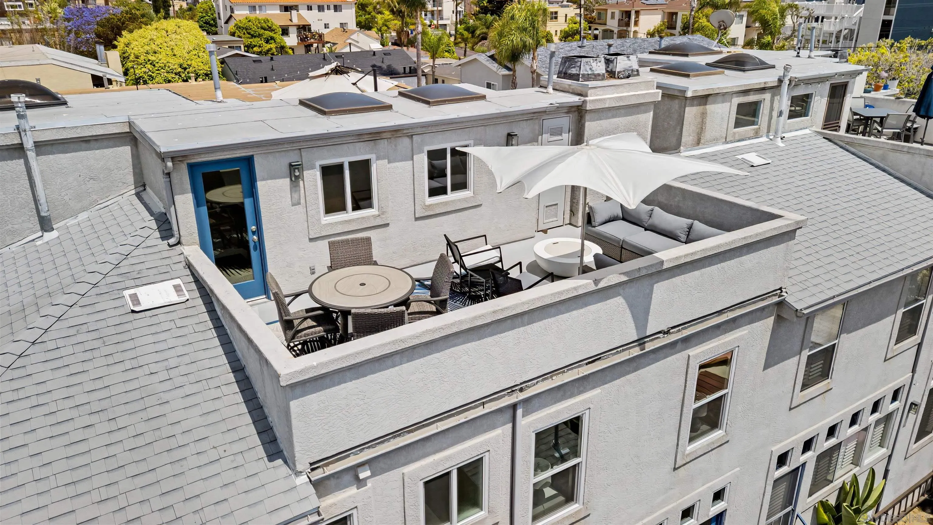 1323 Pacific Beach Dr Unit F