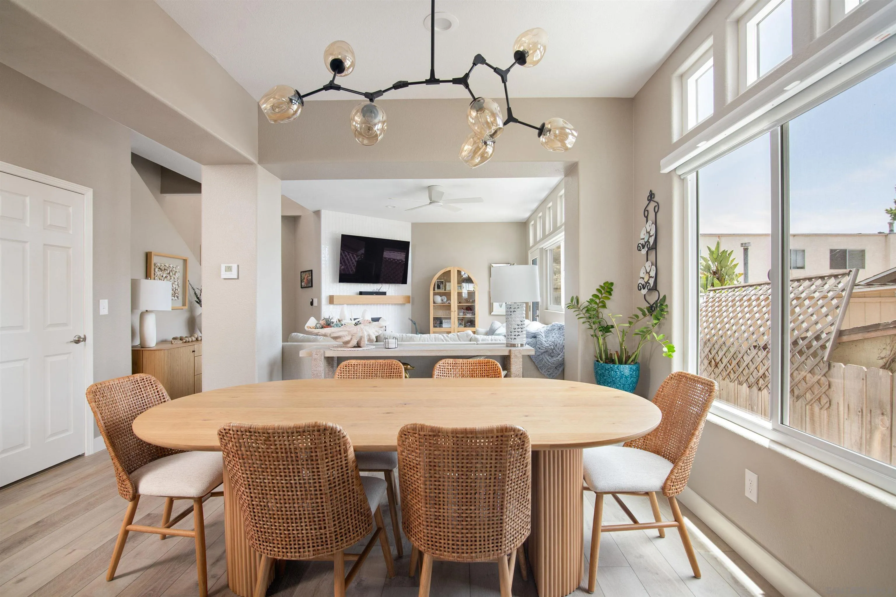 1323 Pacific Beach Dr Unit F