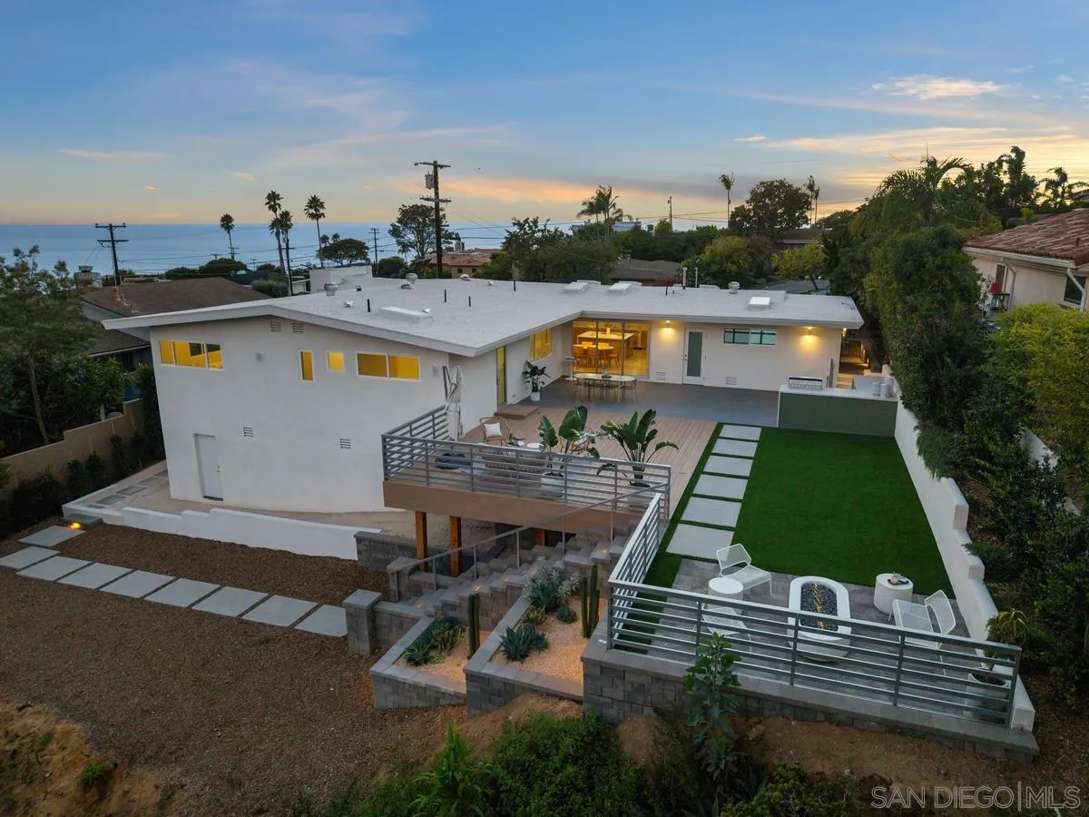 5851 Box Canyon Rd