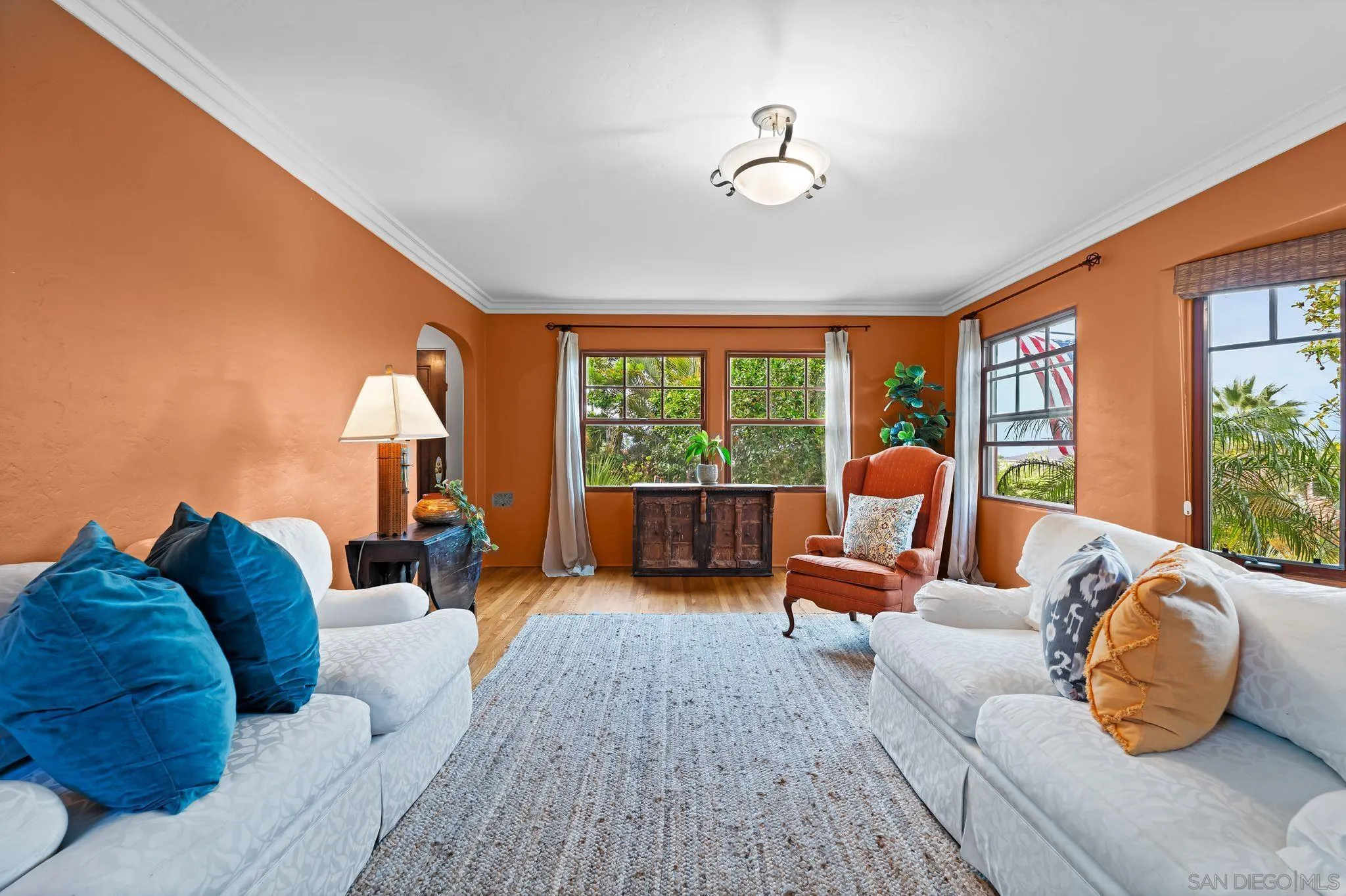 4377 Newport