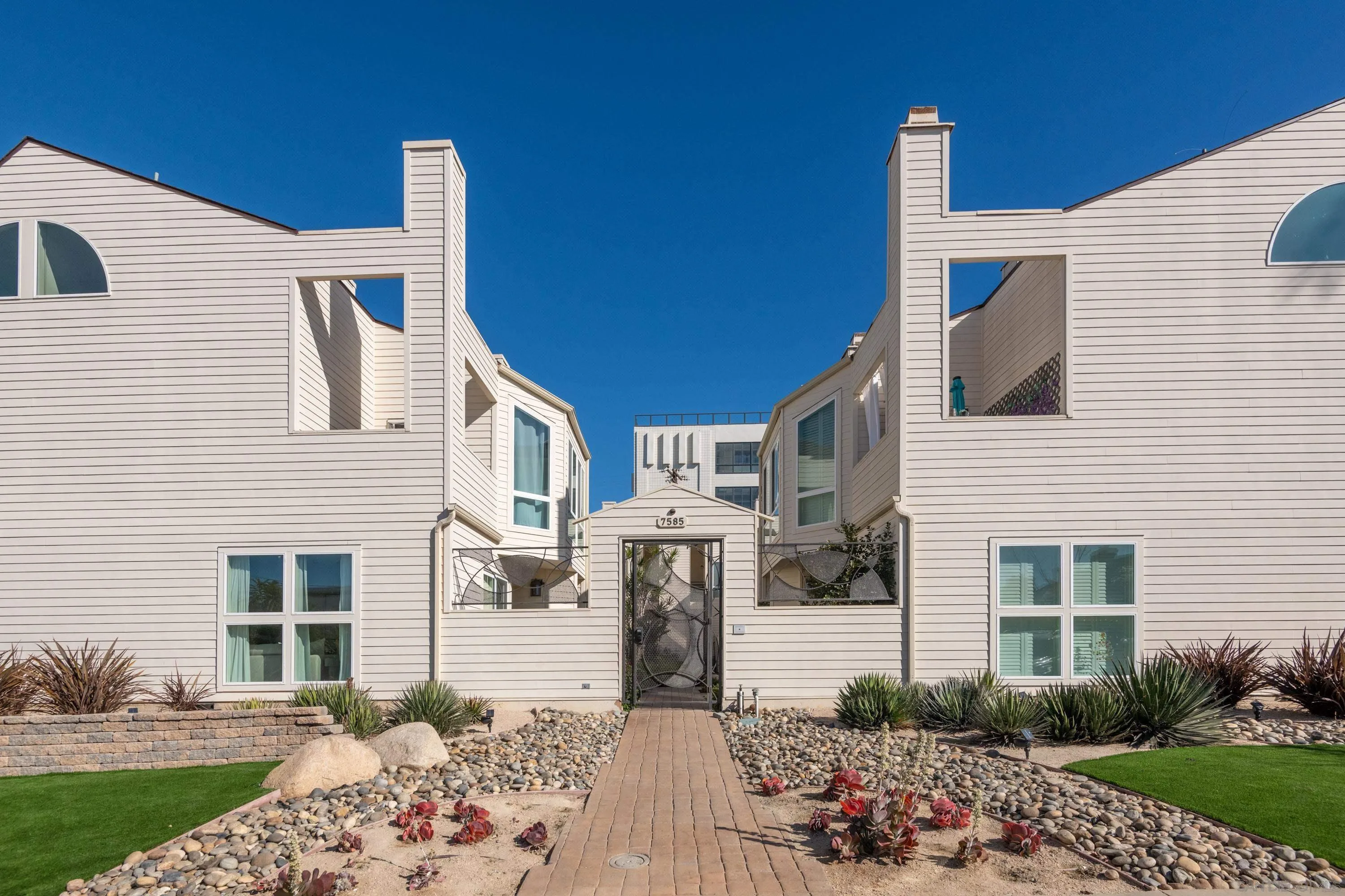 7585 Eads Unit A, San Diego Unit: A