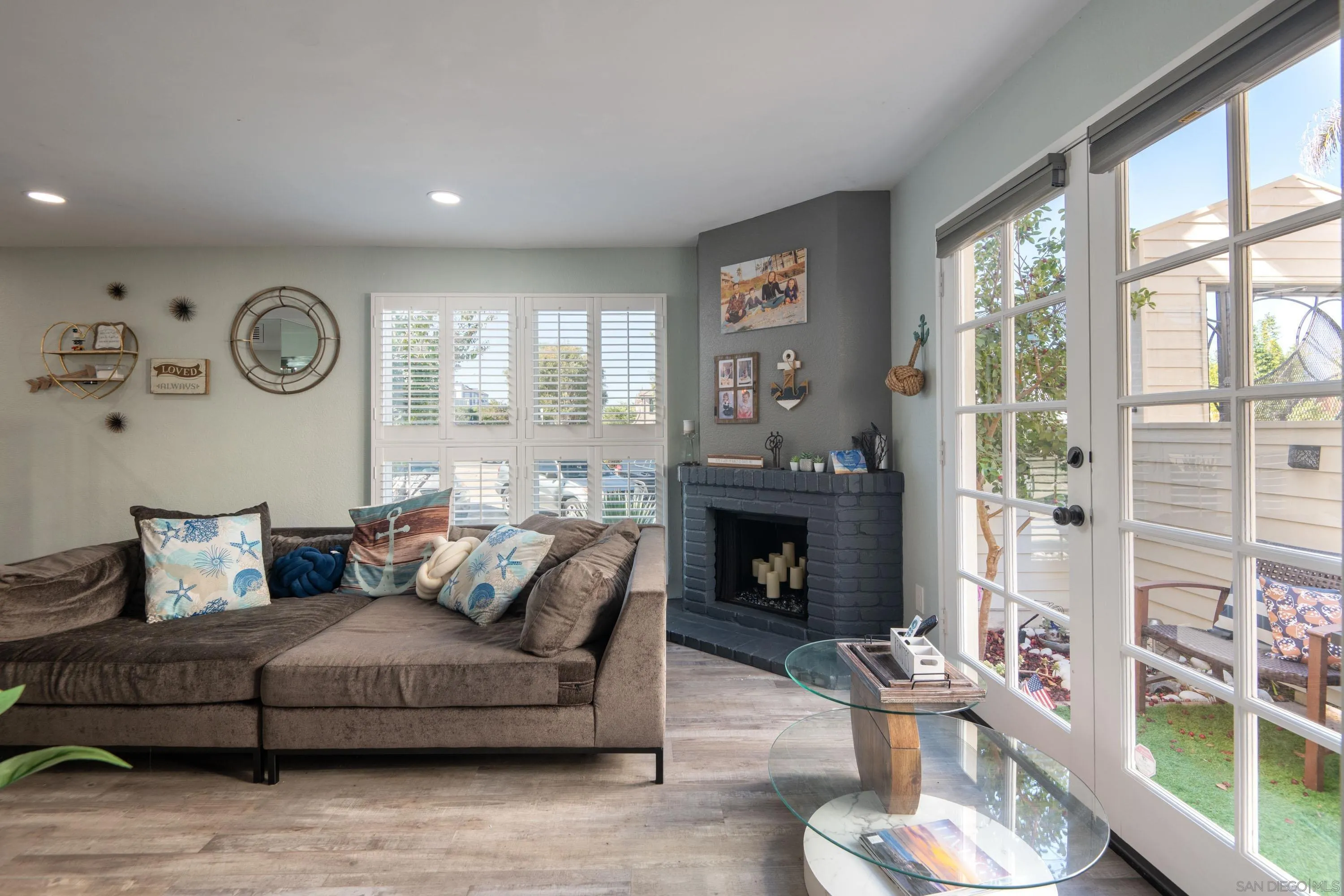 7585 Eads Unit A, San Diego Unit: A